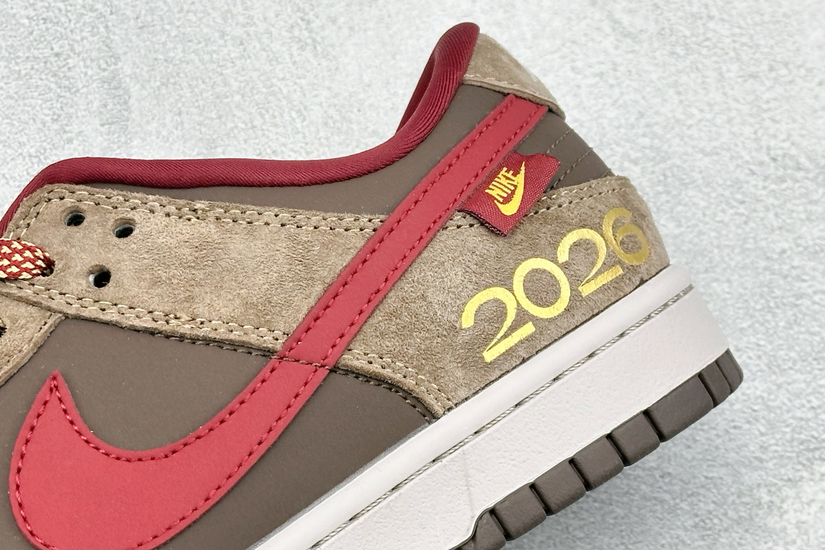 260 Nike Dunk Low Retro 2026 马年限定 周年高端定制 低帮休闲板鞋 HT5088-652