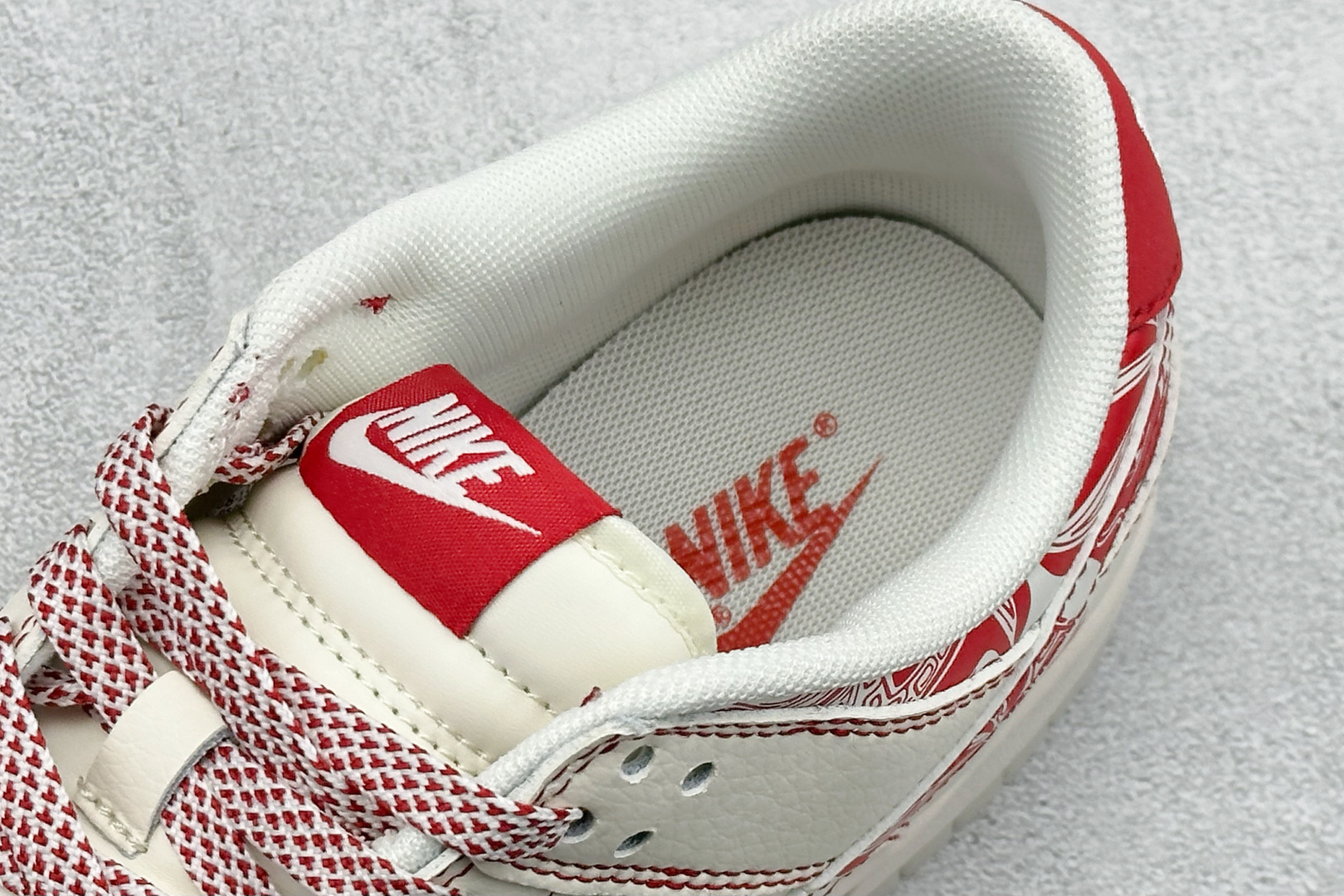 Nike Dunk Low Retro 马年限定 周年高端定制 低帮休闲板鞋 JY6988-133-Top High Quatity Cheap Sneakers Fashion Clothing Clothes Bags handbags Shoes of all Brand wholesale With The best Quality And Beautiful Price from China Factory Chinese suppliers wholesaler seller Nike Dunk Low Retro 马年限定 周年高端定制 低帮休闲板鞋 JY6988-133
