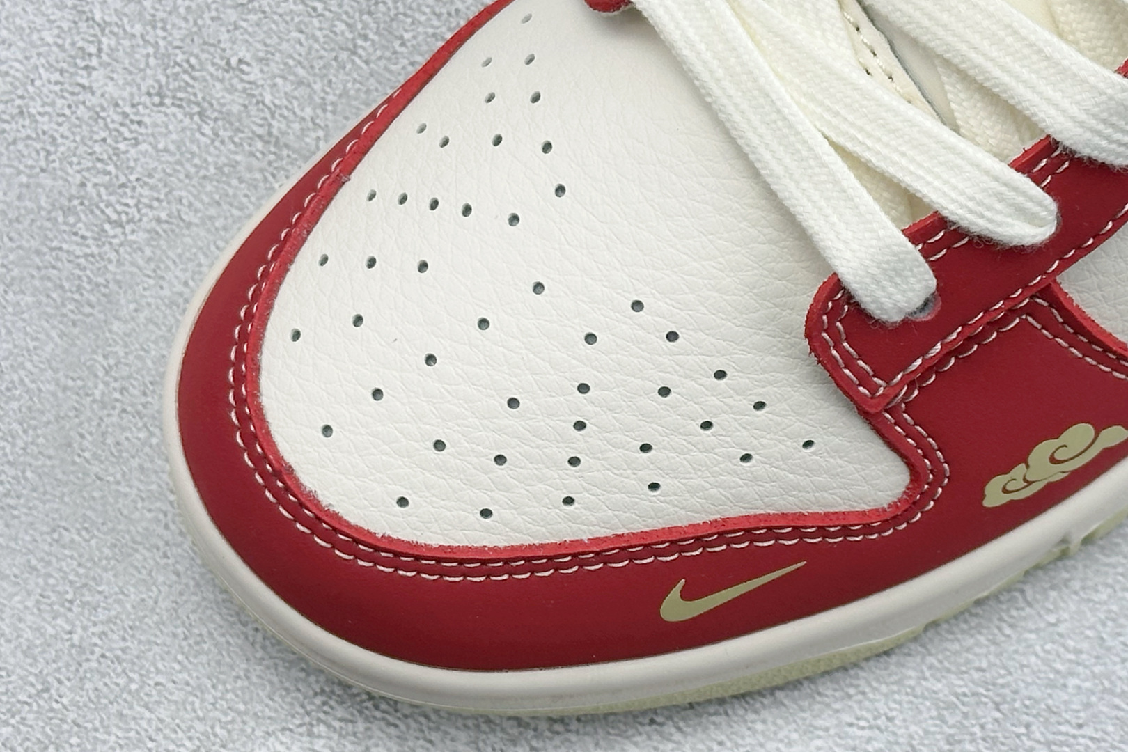 Nike Dunk Low Retro 马年限定 周年高端定制 低帮休闲板鞋 MZ9588-851-Top High Quatity Cheap Sneakers Fashion Clothing Clothes Bags handbags Shoes of all Brand wholesale With The best Quality And Beautiful Price from China Factory Chinese suppliers wholesaler seller Nike Dunk Low Retro 马年限定 周年高端定制 低帮休闲板鞋 MZ9588-851