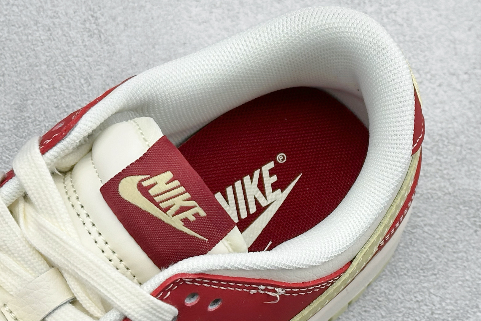 Nike Dunk Low Retro 马年限定 周年高端定制 低帮休闲板鞋 MZ9588-851-Top High Quatity Cheap Sneakers Fashion Clothing Clothes Bags handbags Shoes of all Brand wholesale With The best Quality And Beautiful Price from China Factory Chinese suppliers wholesaler seller Nike Dunk Low Retro 马年限定 周年高端定制 低帮休闲板鞋 MZ9588-851