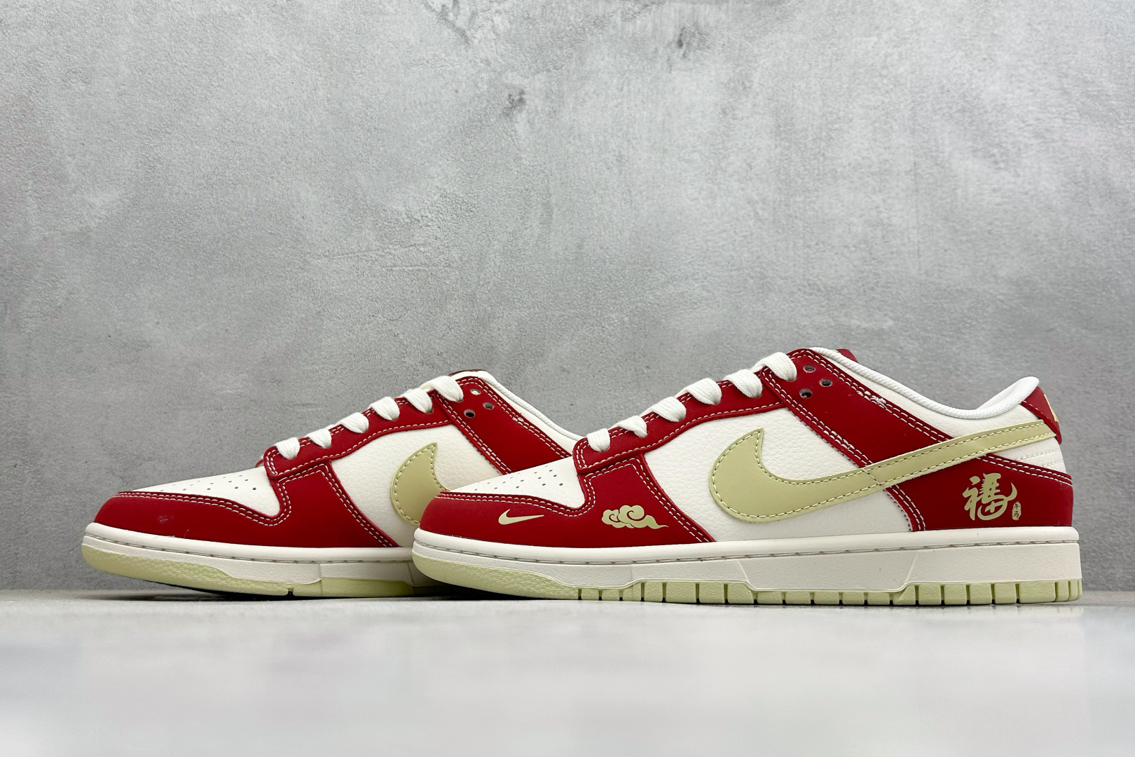 Nike Dunk Low Retro 马年限定 周年高端定制 低帮休闲板鞋 MZ9588-851-Top High Quatity Cheap Sneakers Fashion Clothing Clothes Bags handbags Shoes of all Brand wholesale With The best Quality And Beautiful Price from China Factory Chinese suppliers wholesaler seller Nike Dunk Low Retro 马年限定 周年高端定制 低帮休闲板鞋 MZ9588-851