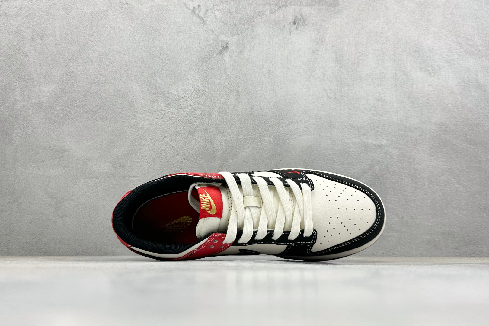 270 Nike Dunk Low Retro 马年限定 周年高端定制 低帮休闲板鞋 MZ9588-853-Chinese UA Cheap High Quatity Brand Clothes Bags handbags Sneakers wholesale wholesaler seller from China Factory suppliers Fashion Clothing Shoes best Quality Beautiful Price 270 Nike Dunk Low Retro 马年限定 周年高端定制 低帮休闲板鞋 MZ9588-853