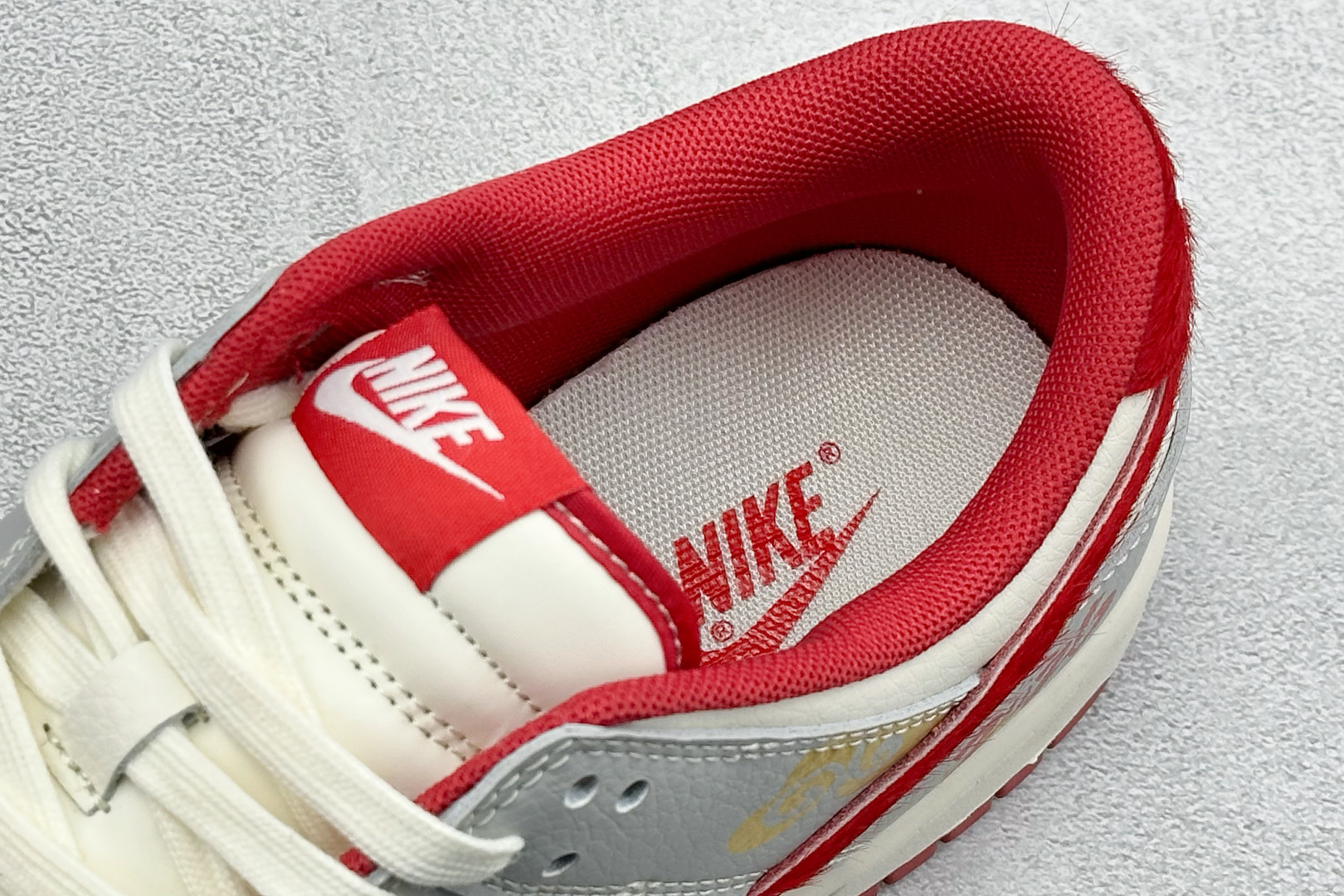 Nike Dunk Low Retro 马年限定 周年高端定制 低帮休闲板鞋 MZ9588-857-Chinese wholesaler seller Clothes Bags handbags wholesale Shoes High Quatity wholesaler seller Cheap Sneakers from China Factory Chinese suppliers china wholesale clothing wholesaler seller Nike Dunk Low Retro 马年限定 周年高端定制 低帮休闲板鞋 MZ9588-857
