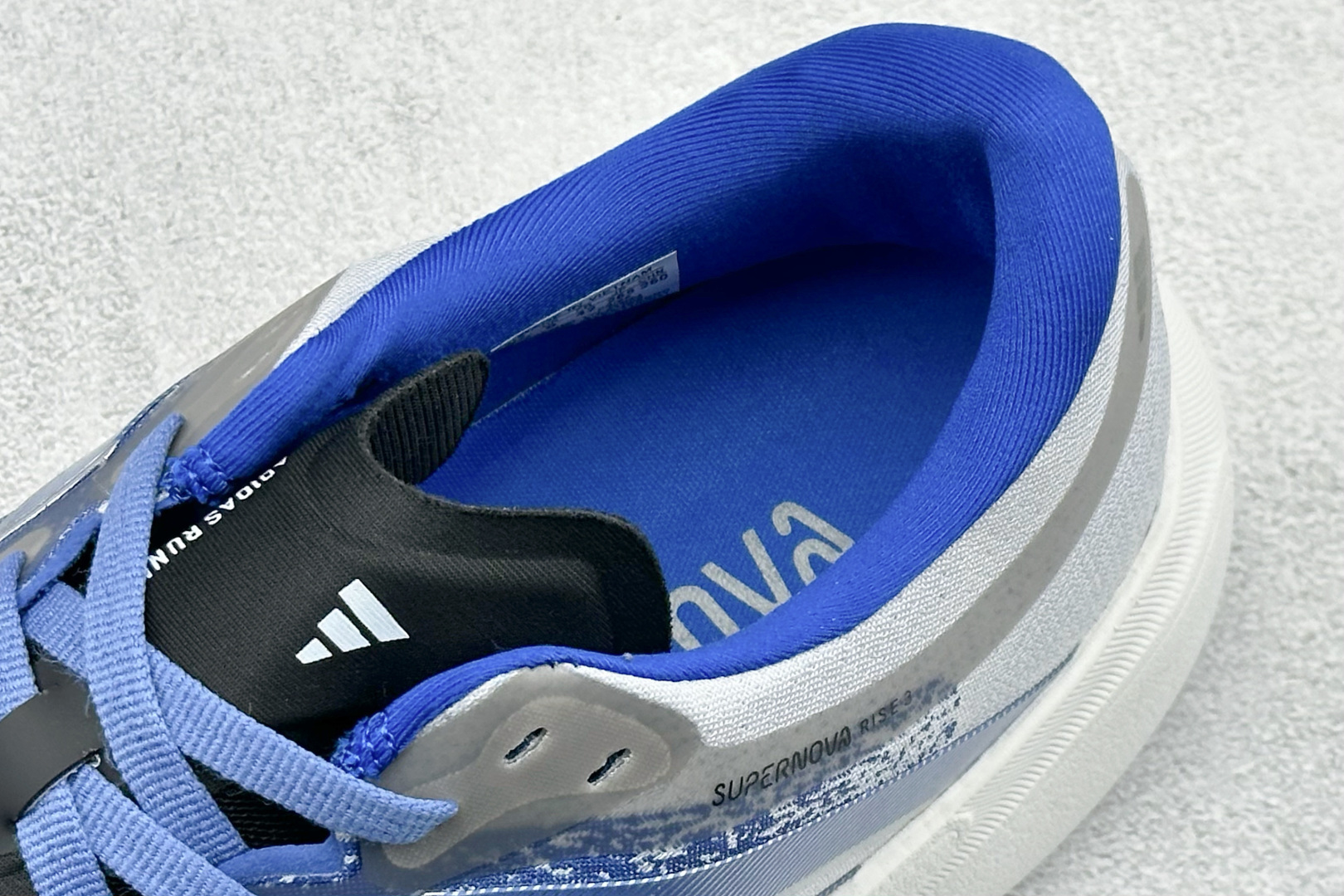 200 TY版Adidas Supernova Rise 3 阿迪达斯 减震回弹 运动透气休闲跑步鞋 KK1206