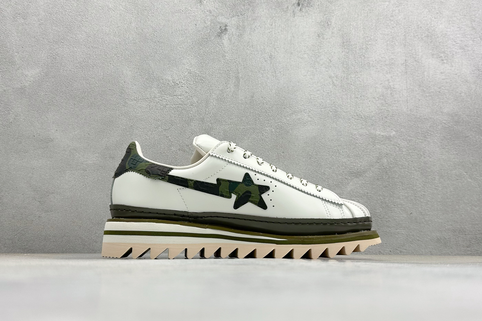 380 PK版Adidas CLX BAPE SUPERBY E 陈冠希联名 锯齿休闲板鞋 KJ1473