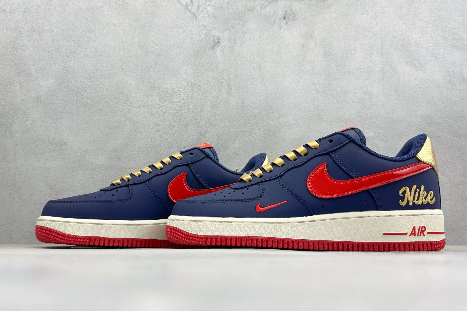 SC版Nike Air Force 1'07 Low 蓝红金芒 空军一号低帮休闲板鞋 NH0601-529-Top High Quatity Cheap Sneakers Fashion Clothing Clothes Bags handbags Shoes of all Brand wholesale With The best Quality And Beautiful Price from China Factory Chinese suppliers wholesaler seller SC版Nike Air Force 1'07 Low 蓝红金芒 空军一号低帮休闲板鞋 NH0601-529