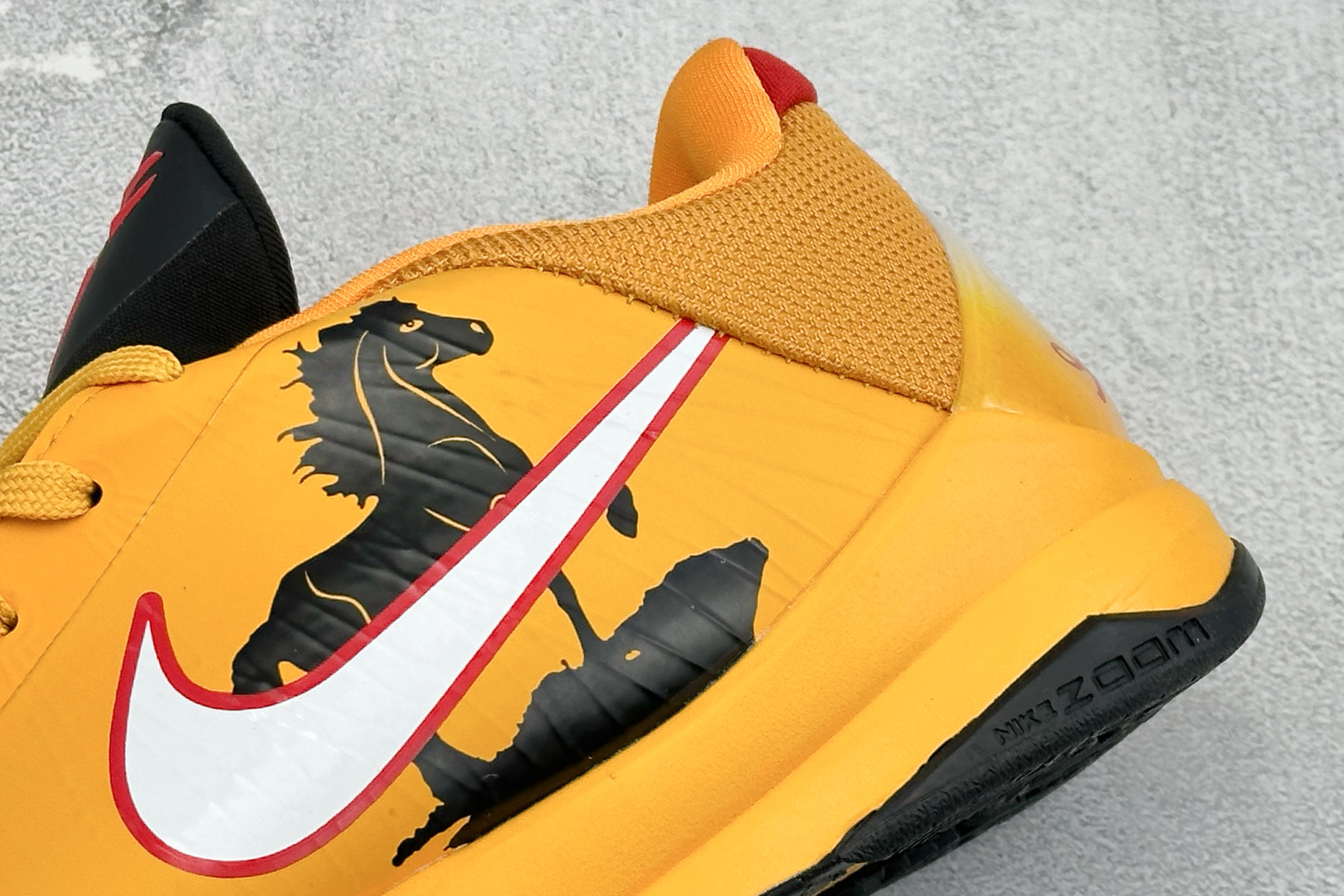 360 Nike Zoom KOBE 5代 PROTRO CHBL 马年限定实战篮球鞋 CD4991-862