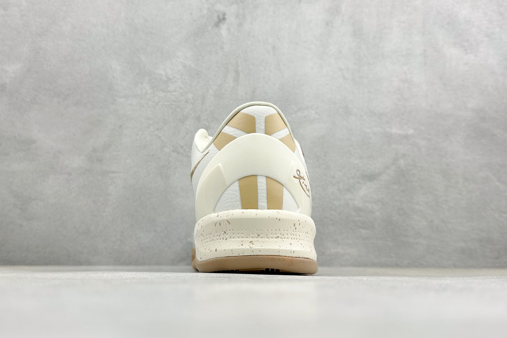 Nike Kobe 8 Protro 马年限定萌马涂鸦曼巴战靴 HF2793-017-Top High Quatity Cheap Sneakers Fashion Clothing Clothes Bags handbags Shoes of all Brand wholesale With The best Quality And Beautiful Price from China Factory Chinese suppliers wholesaler seller Nike Kobe 8 Protro 马年限定萌马涂鸦曼巴战靴 HF2793-017