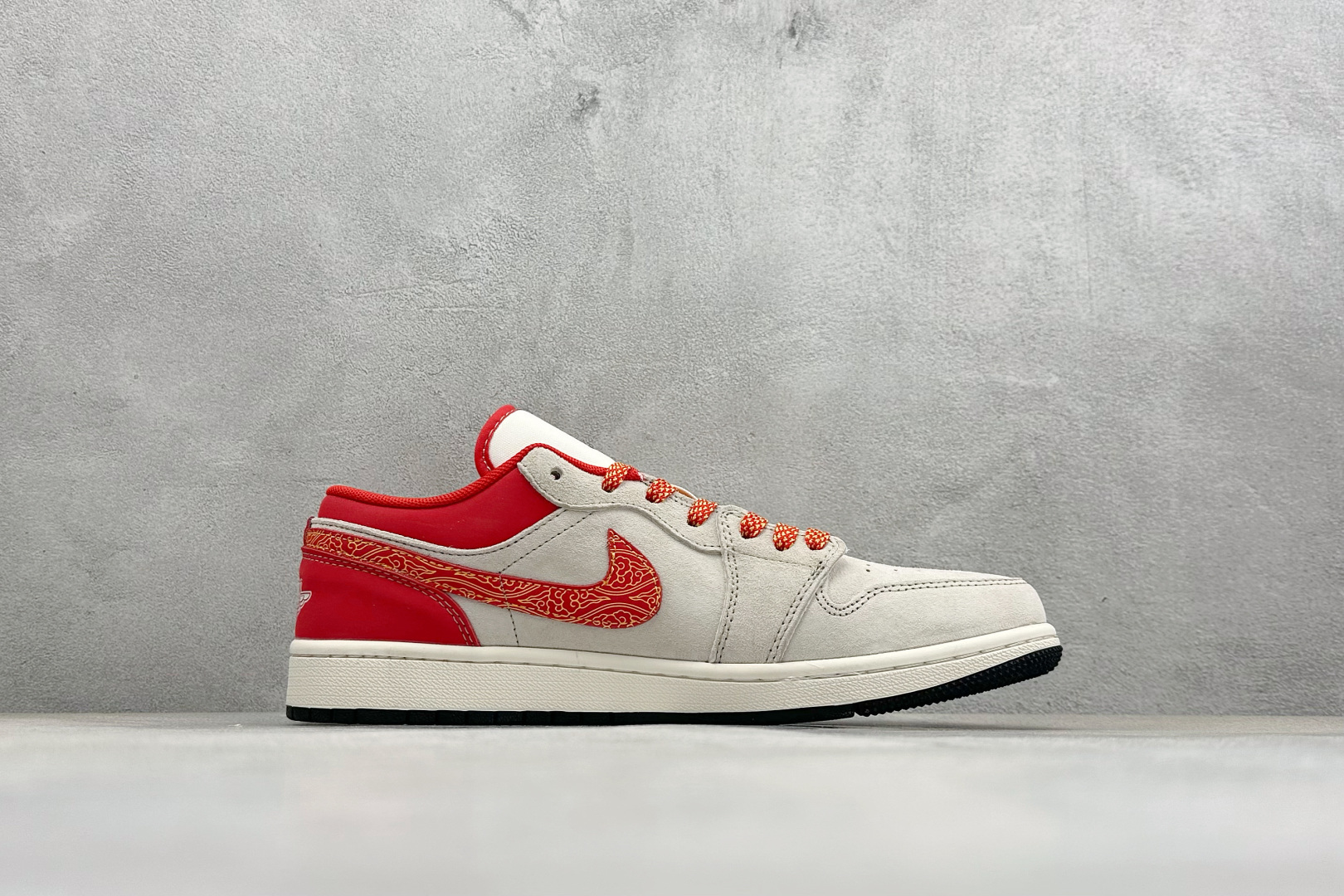 Air Jordan 1 Low AJ1 乔1 马年限定 高端定制 低帮复古篮球鞋 XT6998-170
