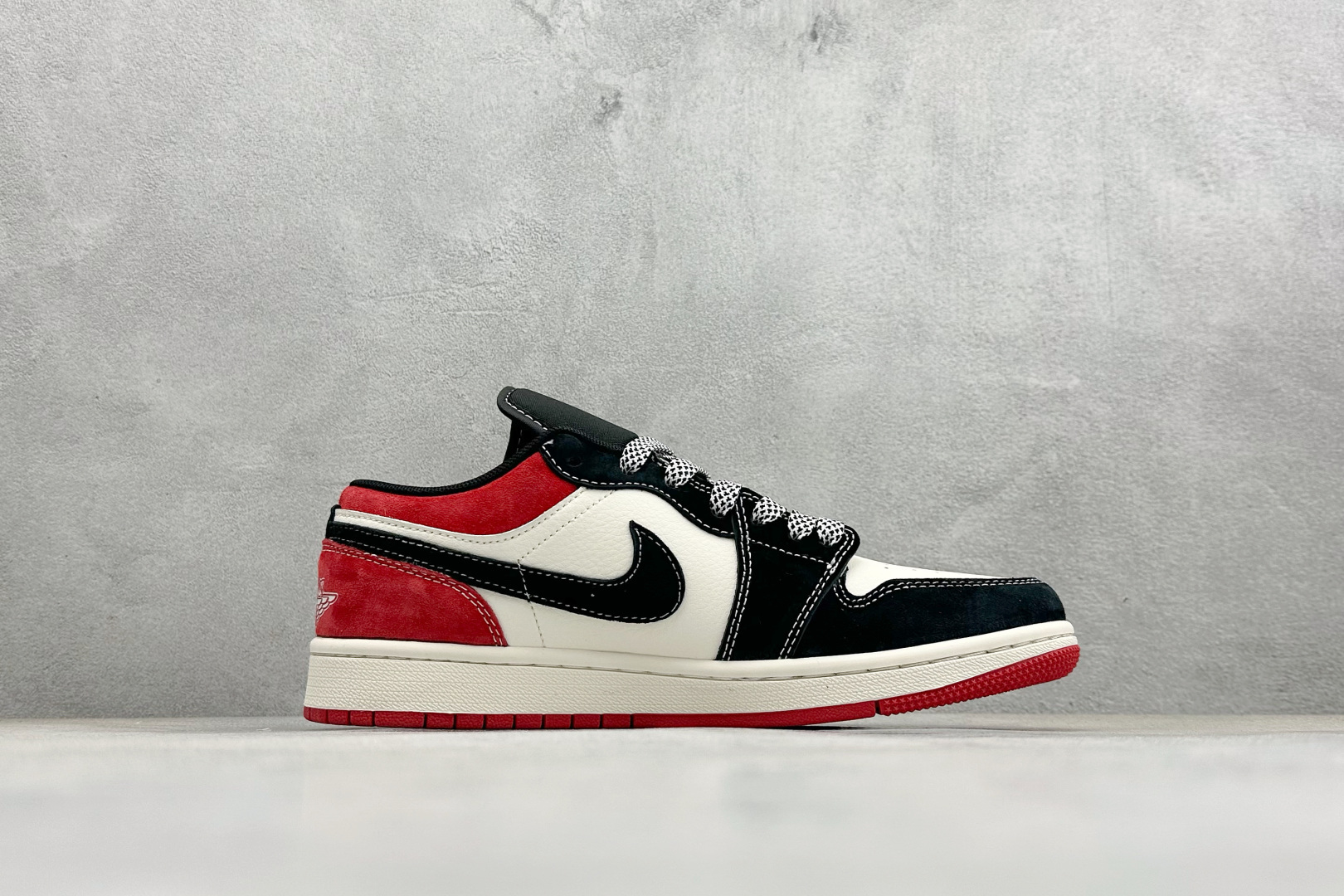 Air Jordan 1 Low AJ1 乔1 马年限定 高端定制 低帮复古篮球鞋 HT5088-646-Top High Quatity Cheap Sneakers Fashion Clothing Clothes Bags handbags Shoes of all Brand wholesale With The best Quality And Beautiful Price from China Factory Chinese suppliers wholesaler seller Air Jordan 1 Low AJ1 乔1 马年限定 高端定制 低帮复古篮球鞋 HT5088-646