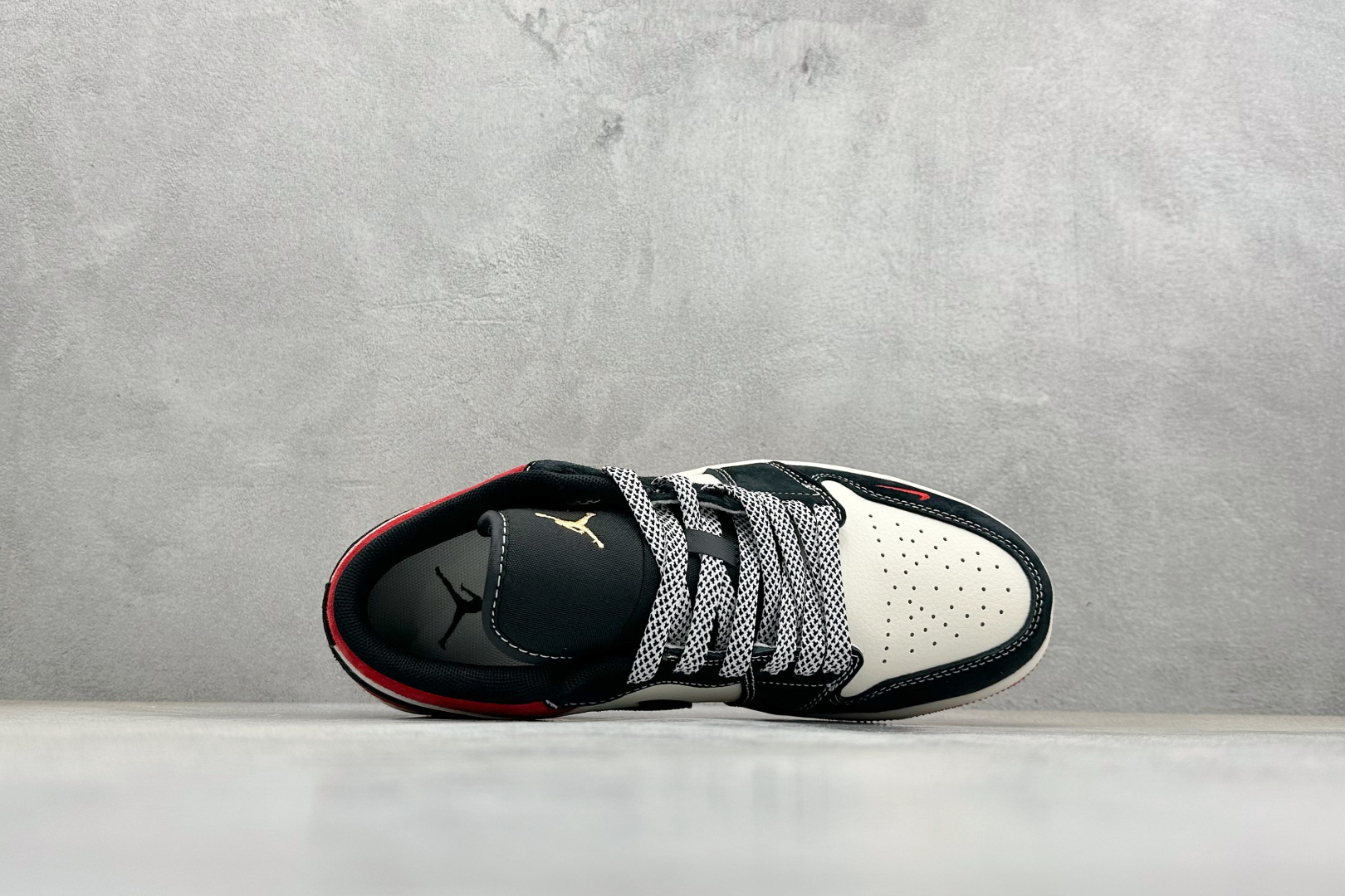 Air Jordan 1 Low AJ1 乔1 马年限定 高端定制 低帮复古篮球鞋 HT5088-646-Top High Quatity Cheap Sneakers Fashion Clothing Clothes Bags handbags Shoes of all Brand wholesale With The best Quality And Beautiful Price from China Factory Chinese suppliers wholesaler seller Air Jordan 1 Low AJ1 乔1 马年限定 高端定制 低帮复古篮球鞋 HT5088-646