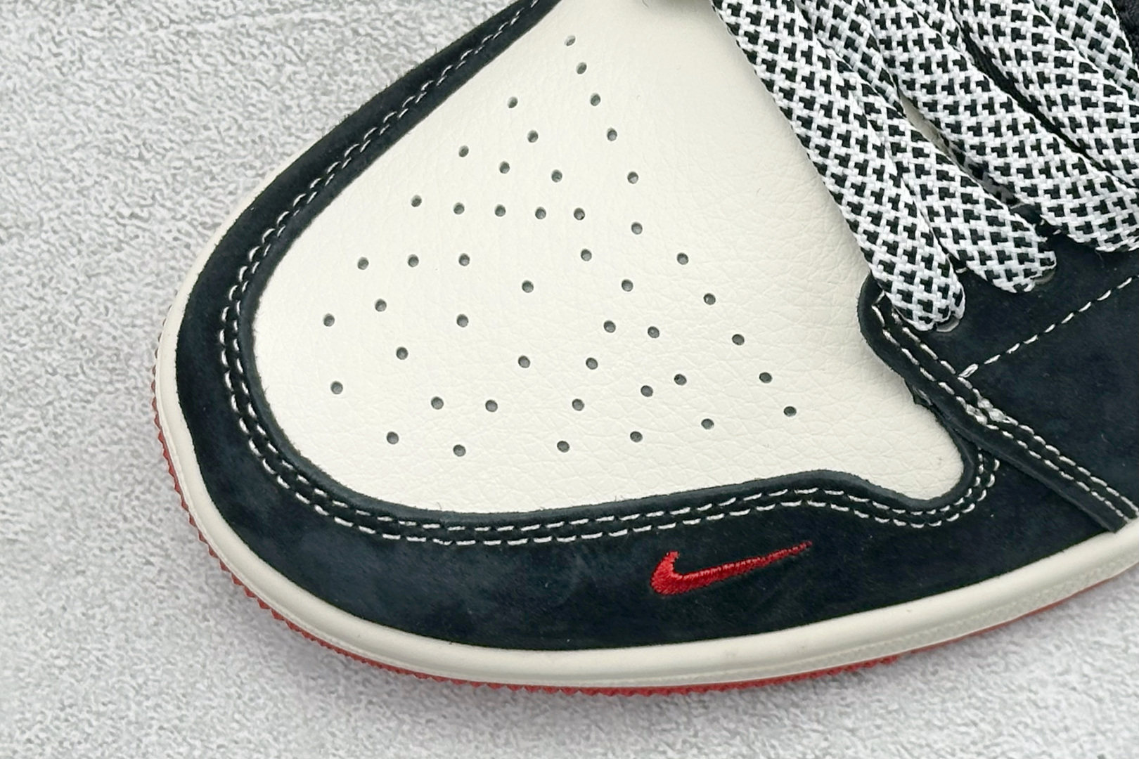 Air Jordan 1 Low AJ1 乔1 马年限定 高端定制 低帮复古篮球鞋 HT5088-646-Top High Quatity Cheap Sneakers Fashion Clothing Clothes Bags handbags Shoes of all Brand wholesale With The best Quality And Beautiful Price from China Factory Chinese suppliers wholesaler seller Air Jordan 1 Low AJ1 乔1 马年限定 高端定制 低帮复古篮球鞋 HT5088-646