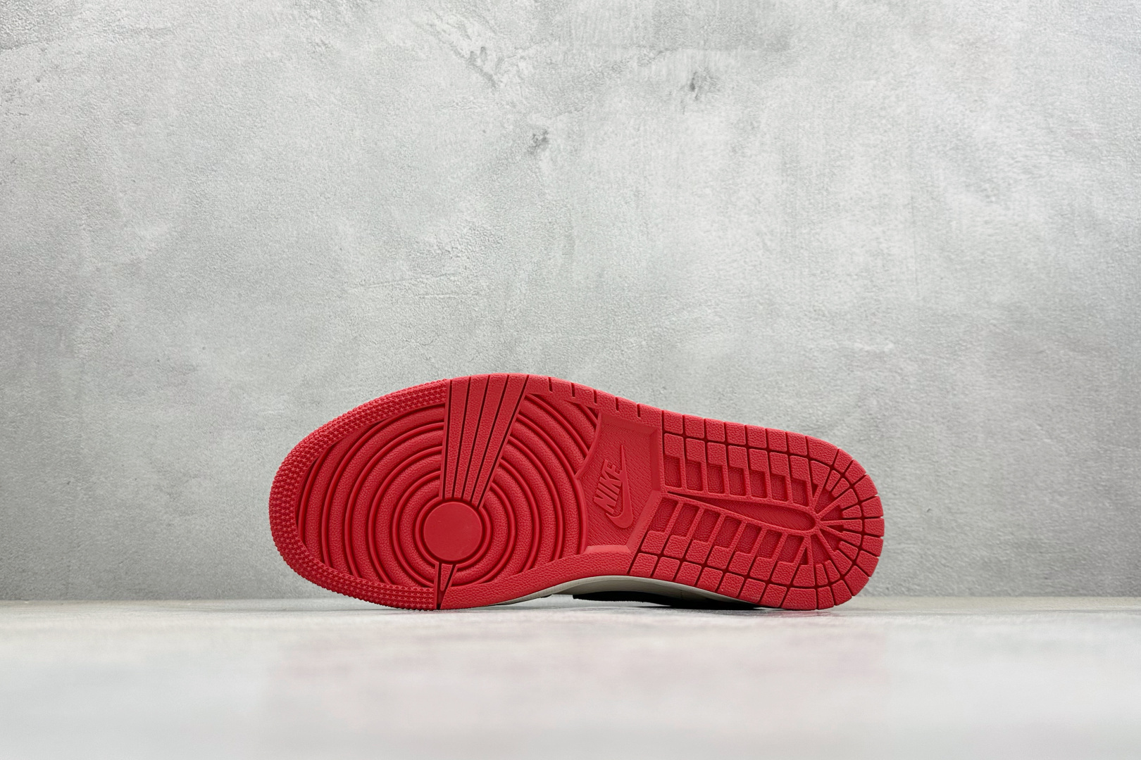Air Jordan 1 Low AJ1 乔1 马年限定 高端定制 低帮复古篮球鞋 HT5088-646-Top High Quatity Cheap Sneakers Fashion Clothing Clothes Bags handbags Shoes of all Brand wholesale With The best Quality And Beautiful Price from China Factory Chinese suppliers wholesaler seller Air Jordan 1 Low AJ1 乔1 马年限定 高端定制 低帮复古篮球鞋 HT5088-646