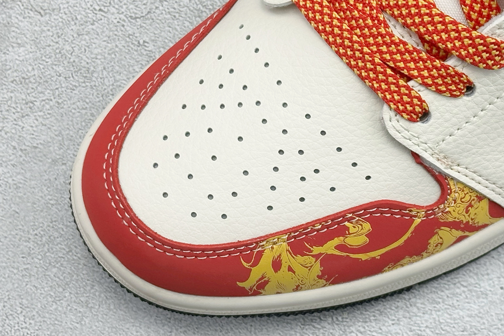 Air Jordan 1 Low AJ1 乔1 马年限定 高端定制 低帮复古篮球鞋 HT5088-641-Top High Quatity Cheap Sneakers Fashion Clothing Clothes Bags handbags Shoes of all Brand wholesale With The best Quality And Beautiful Price from China Factory Chinese suppliers wholesaler seller Air Jordan 1 Low AJ1 乔1 马年限定 高端定制 低帮复古篮球鞋 HT5088-641