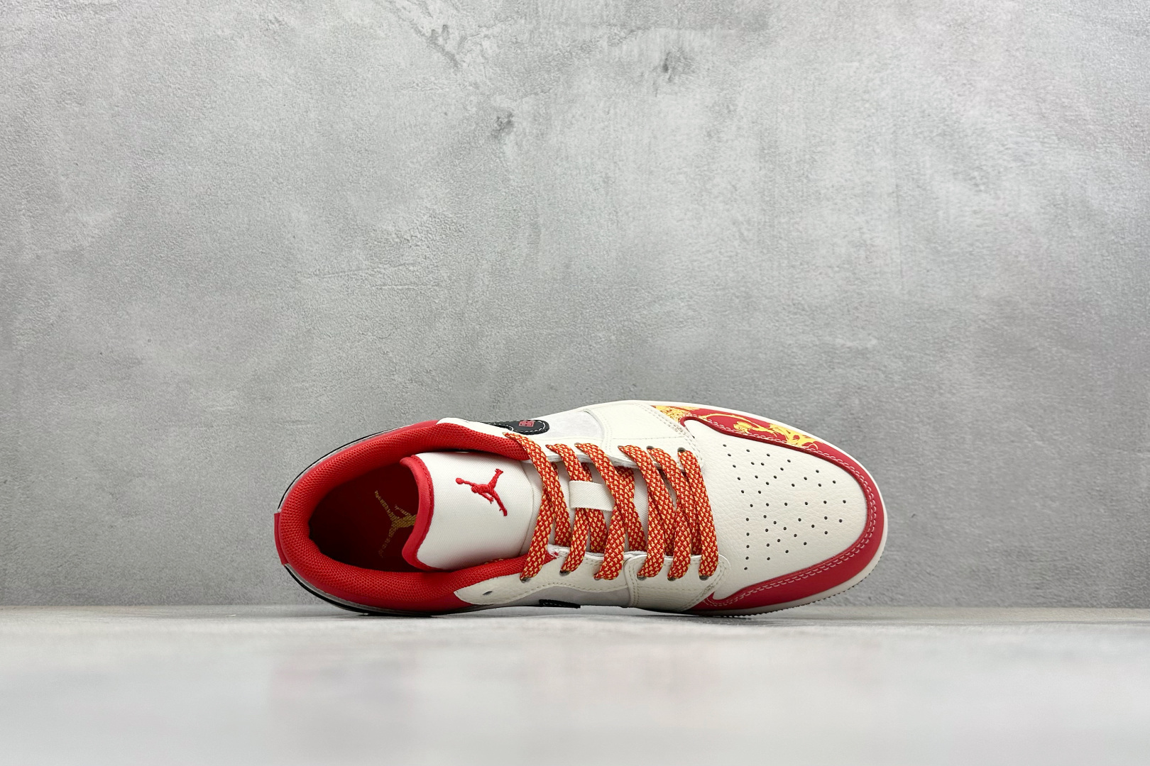 Air Jordan 1 Low AJ1 乔1 马年限定 高端定制 低帮复古篮球鞋 HT5088-641-Top High Quatity Cheap Sneakers Fashion Clothing Clothes Bags handbags Shoes of all Brand wholesale With The best Quality And Beautiful Price from China Factory Chinese suppliers wholesaler seller Air Jordan 1 Low AJ1 乔1 马年限定 高端定制 低帮复古篮球鞋 HT5088-641
