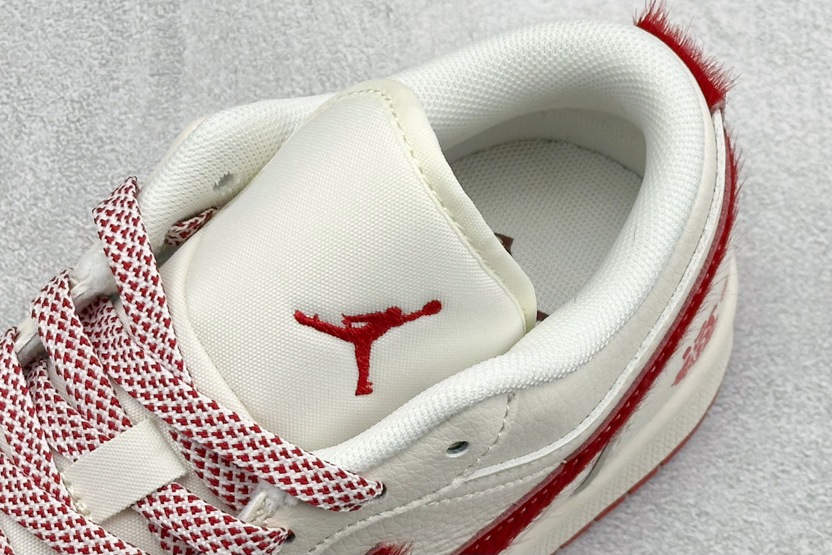 Air Jordan 1 Low AJ1 乔1 马年限定 高端定制 低帮复古篮球鞋 MZ9588-845-Top High Quatity Cheap Sneakers Fashion Clothing Clothes Bags handbags Shoes of all Brand wholesale With The best Quality And Beautiful Price from China Factory Chinese suppliers wholesaler seller Air Jordan 1 Low AJ1 乔1 马年限定 高端定制 低帮复古篮球鞋 MZ9588-845