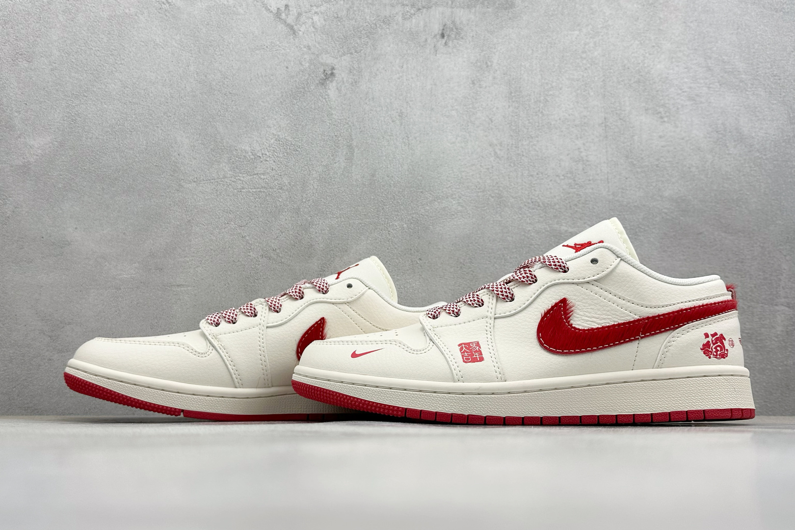 Air Jordan 1 Low AJ1 乔1 马年限定 高端定制 低帮复古篮球鞋 MZ9588-845-Top High Quatity Cheap Sneakers Fashion Clothing Clothes Bags handbags Shoes of all Brand wholesale With The best Quality And Beautiful Price from China Factory Chinese suppliers wholesaler seller Air Jordan 1 Low AJ1 乔1 马年限定 高端定制 低帮复古篮球鞋 MZ9588-845
