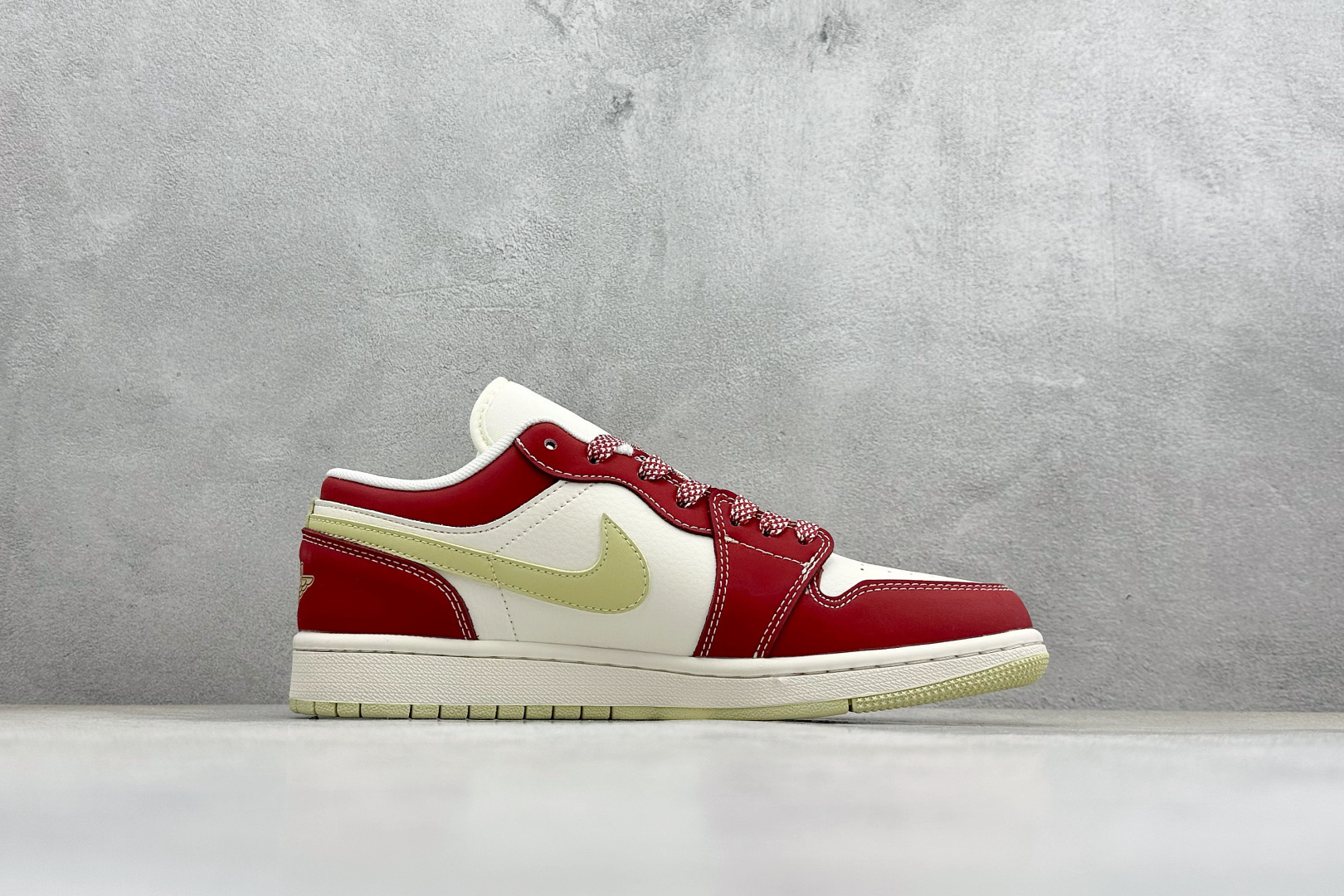 Air Jordan 1 Low AJ1 乔1 马年限定 高端定制 低帮复古篮球鞋 MZ9588-849-Top High Quatity Cheap Sneakers Fashion Clothing Clothes Bags handbags Shoes of all Brand wholesale With The best Quality And Beautiful Price from China Factory Chinese suppliers wholesaler seller Air Jordan 1 Low AJ1 乔1 马年限定 高端定制 低帮复古篮球鞋 MZ9588-849