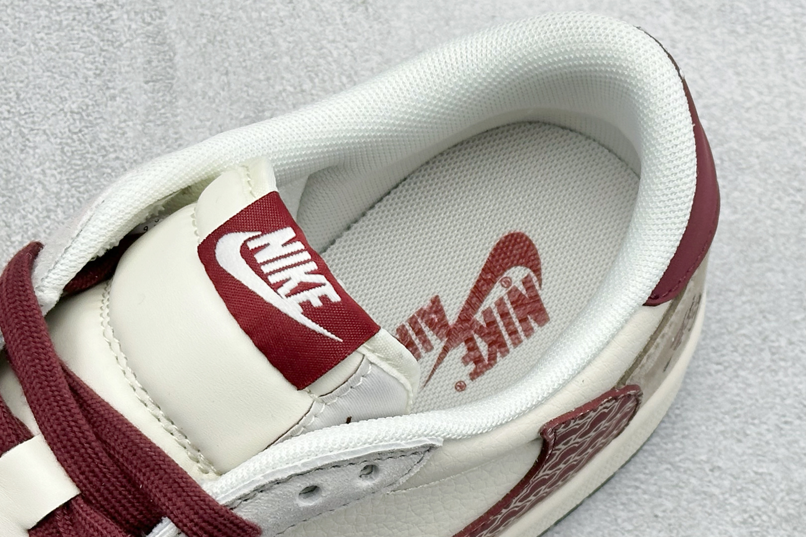 Air Jordan 1 Low AJ1 乔1 马年限定 高端定制 低帮倒钩复古篮球鞋 JP2026-159-Top High Quatity Cheap Sneakers Fashion Clothing Clothes Bags handbags Shoes of all Brand wholesale With The best Quality And Beautiful Price from China Factory Chinese suppliers wholesaler seller Air Jordan 1 Low AJ1 乔1 马年限定 高端定制 低帮倒钩复古篮球鞋 JP2026-159