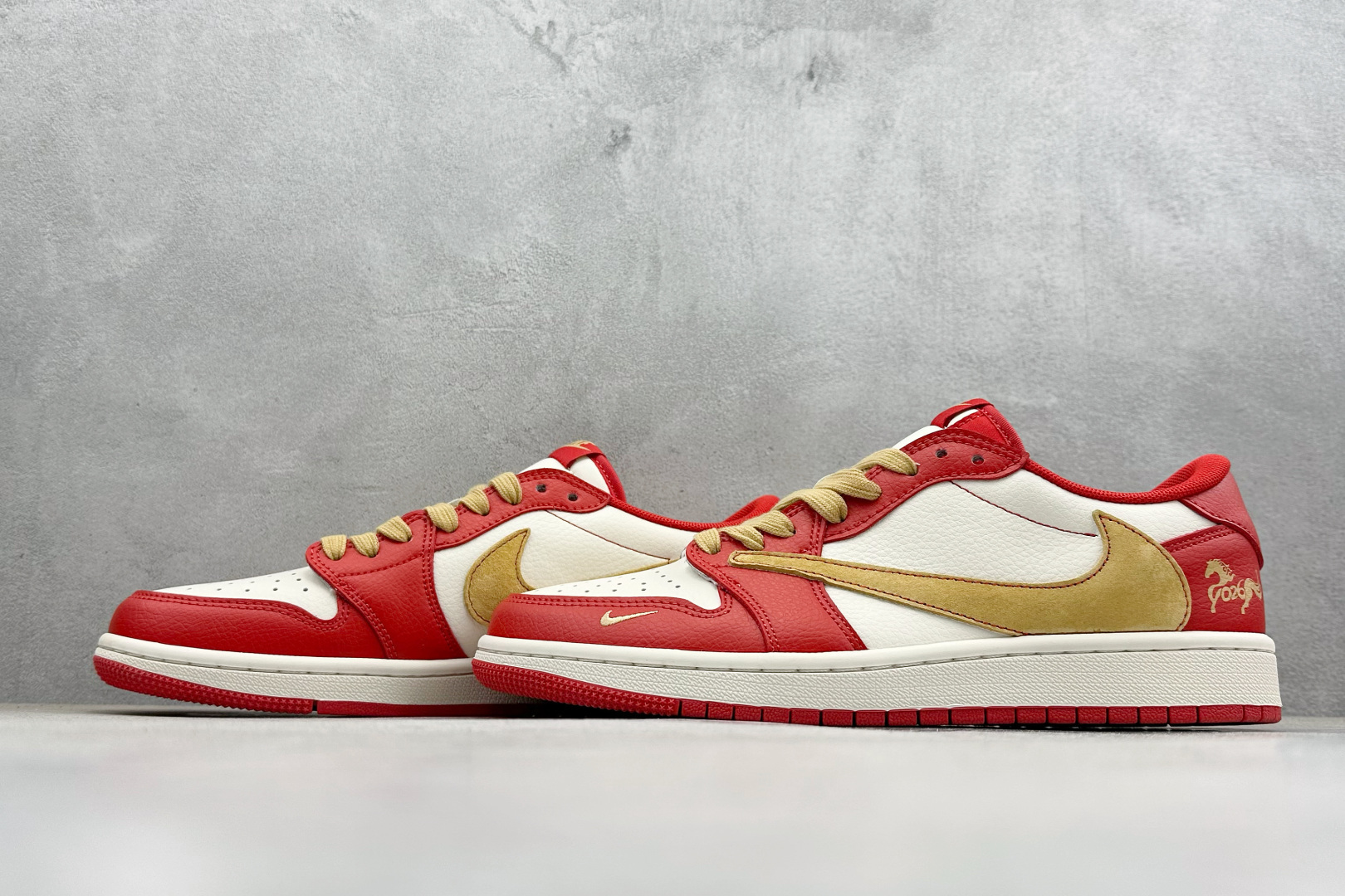Air Jordan 1 Low AJ1 乔1 马年限定 高端定制 低帮倒钩复古篮球鞋 HG2026-019-Top High Quatity Cheap Sneakers Fashion Clothing Clothes Bags handbags Shoes of all Brand wholesale With The best Quality And Beautiful Price from China Factory Chinese suppliers wholesaler seller Air Jordan 1 Low AJ1 乔1 马年限定 高端定制 低帮倒钩复古篮球鞋 HG2026-019