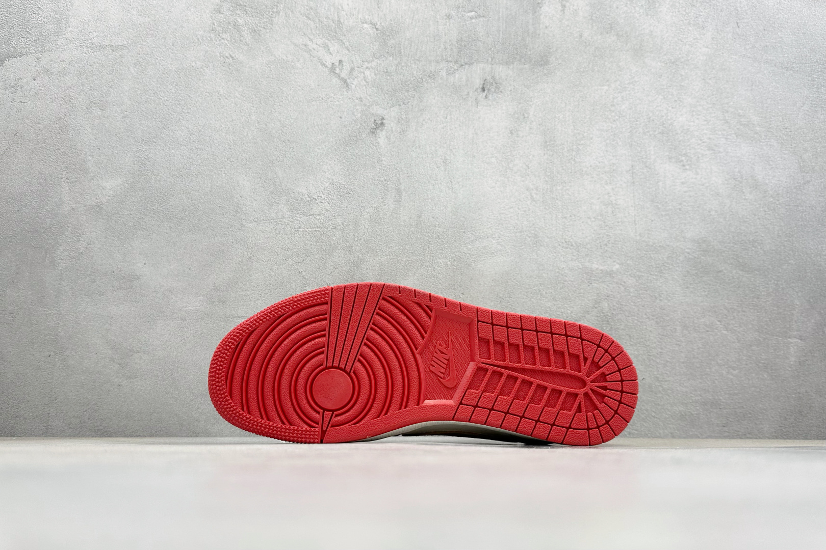 Air Jordan 1 Low AJ1 乔1 马年限定 高端定制 低帮倒钩复古篮球鞋 HG2026-019-Top High Quatity Cheap Sneakers Fashion Clothing Clothes Bags handbags Shoes of all Brand wholesale With The best Quality And Beautiful Price from China Factory Chinese suppliers wholesaler seller Air Jordan 1 Low AJ1 乔1 马年限定 高端定制 低帮倒钩复古篮球鞋 HG2026-019