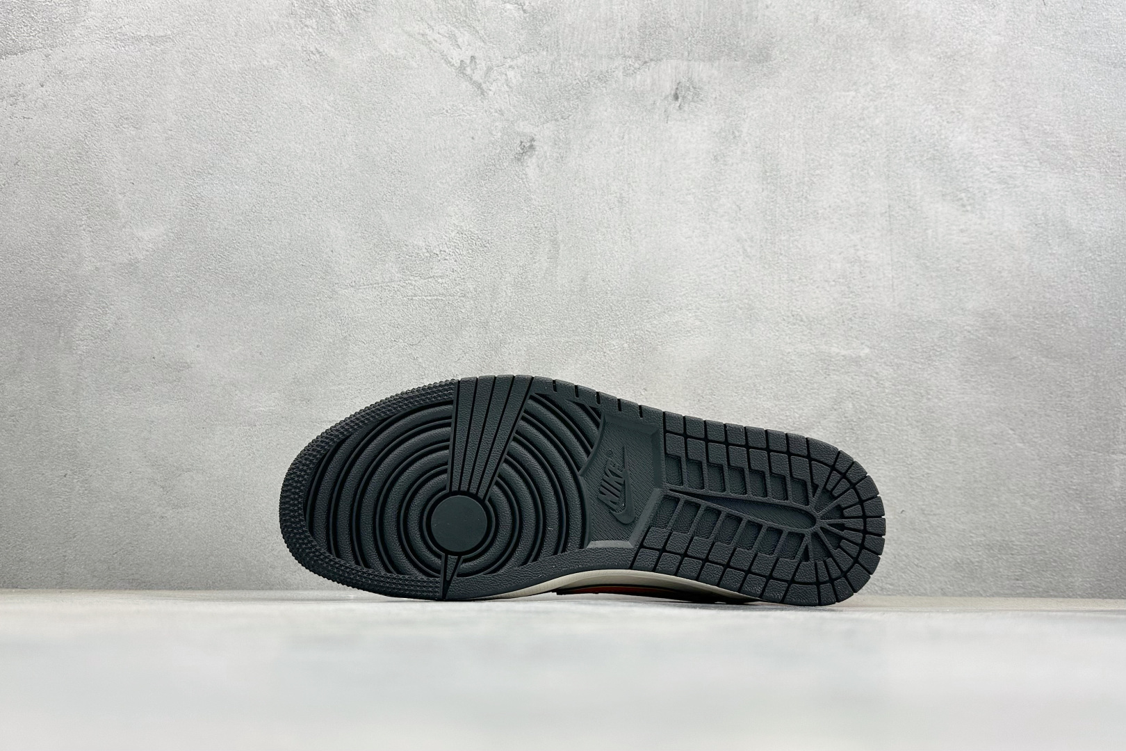 Air Jordan 1 Low AJ1 乔1 马年限定 高端定制 低帮倒钩复古篮球鞋 HG2026-025-Top High Quatity Cheap Sneakers Fashion Clothing Clothes Bags handbags Shoes of all Brand wholesale With The best Quality And Beautiful Price from China Factory Chinese suppliers wholesaler seller Air Jordan 1 Low AJ1 乔1 马年限定 高端定制 低帮倒钩复古篮球鞋 HG2026-025