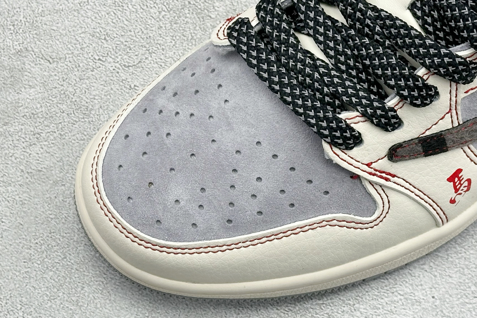 280 Air Jordan 1 Low AJ1 乔1 马年限定 高端定制 低帮倒钩复古篮球鞋 FF9989-012-Chinese UA Cheap High Quatity Brand Clothes Bags handbags Sneakers wholesale wholesaler seller from China Factory suppliers Fashion Clothing Shoes best Quality Beautiful Price 280 Air Jordan 1 Low AJ1 乔1 马年限定 高端定制 低帮倒钩复古篮球鞋 FF9989-012