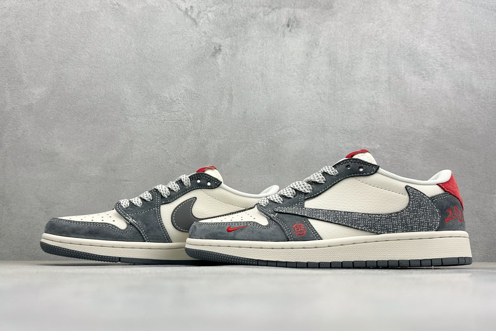 Air Jordan 1 Low AJ1 乔1 马年限定 高端定制 低帮倒钩复古篮球鞋 XT6998-161-Top High Quatity Cheap Sneakers Fashion Clothing Clothes Bags handbags Shoes of all Brand wholesale With The best Quality And Beautiful Price from China Factory Chinese suppliers wholesaler seller Air Jordan 1 Low AJ1 乔1 马年限定 高端定制 低帮倒钩复古篮球鞋 XT6998-161