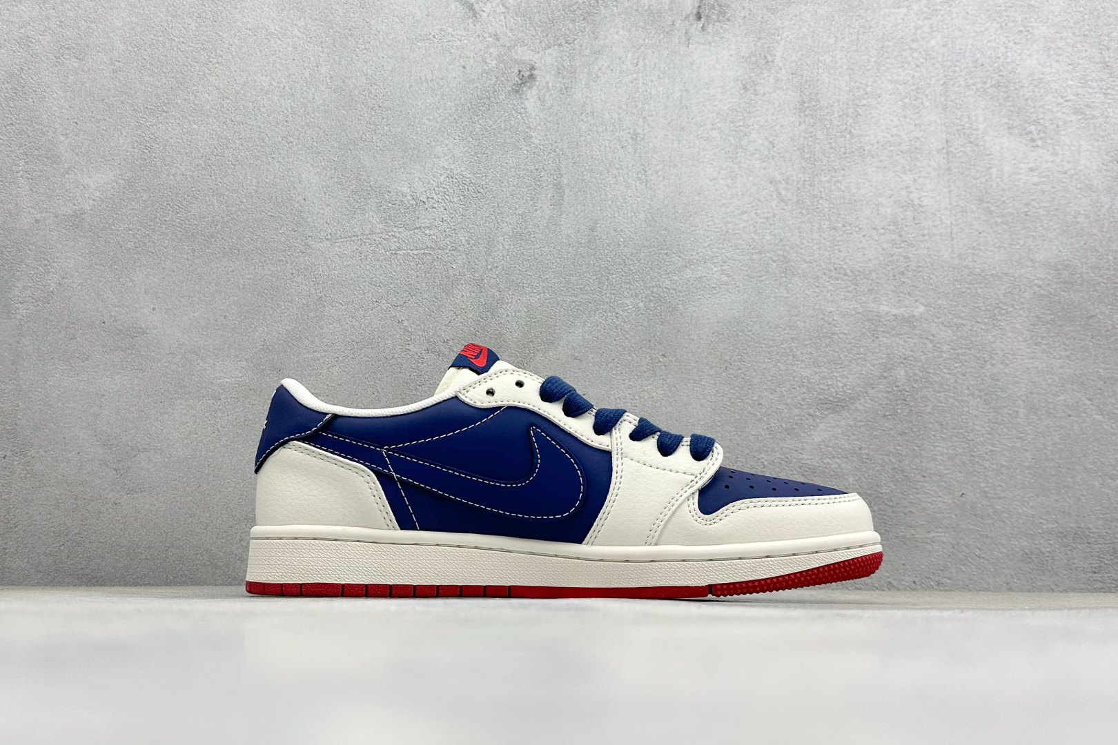 Air Jordan 1 Low AJ1 乔1 2026马年限定 高端定制 低帮倒钩复古篮球鞋 FF9989-011-Top High Quatity Cheap Sneakers Fashion Clothing Clothes Bags handbags Shoes of all Brand wholesale With The best Quality And Beautiful Price from China Factory Chinese suppliers wholesaler seller Air Jordan 1 Low AJ1 乔1 2026马年限定 高端定制 低帮倒钩复古篮球鞋 FF9989-011