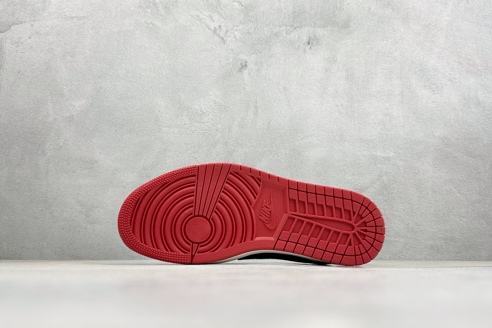 Air Jordan 1 Low AJ1 乔1 2026马年限定 高端定制 低帮倒钩复古篮球鞋 FF9989-011-Top High Quatity Cheap Sneakers Fashion Clothing Clothes Bags handbags Shoes of all Brand wholesale With The best Quality And Beautiful Price from China Factory Chinese suppliers wholesaler seller Air Jordan 1 Low AJ1 乔1 2026马年限定 高端定制 低帮倒钩复古篮球鞋 FF9989-011