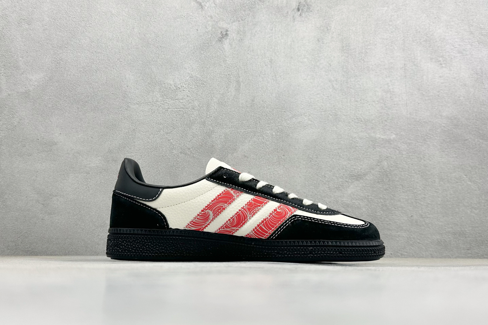 Adidas Handball Spezial 马年限定 麂皮阿迪经典复古休闲板鞋 JJ2619-Top High Quatity Cheap Sneakers Fashion Clothing Clothes Bags handbags Shoes of all Brand wholesale With The best Quality And Beautiful Price from China Factory Chinese suppliers wholesaler seller Adidas Handball Spezial 马年限定 麂皮阿迪经典复古休闲板鞋 JJ2619
