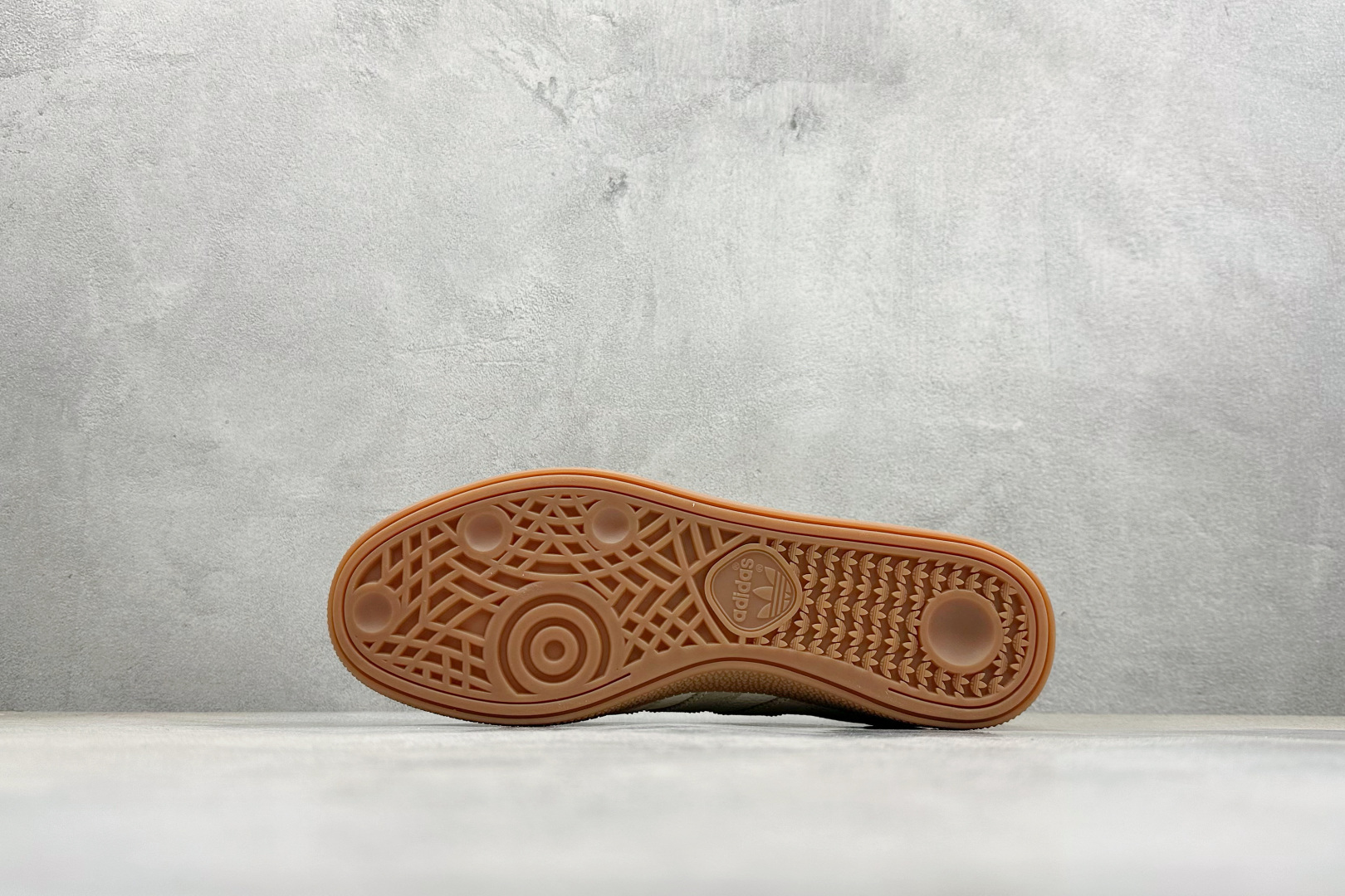 240 Adidas Handball Spezial 马年限定 麂皮阿迪经典复古休闲板鞋 JJ2617-Chinese UA Cheap High Quatity Brand Clothes Bags handbags Sneakers wholesale wholesaler seller from China Factory suppliers Fashion Clothing Shoes best Quality Beautiful Price 240 Adidas Handball Spezial 马年限定 麂皮阿迪经典复古休闲板鞋 JJ2617