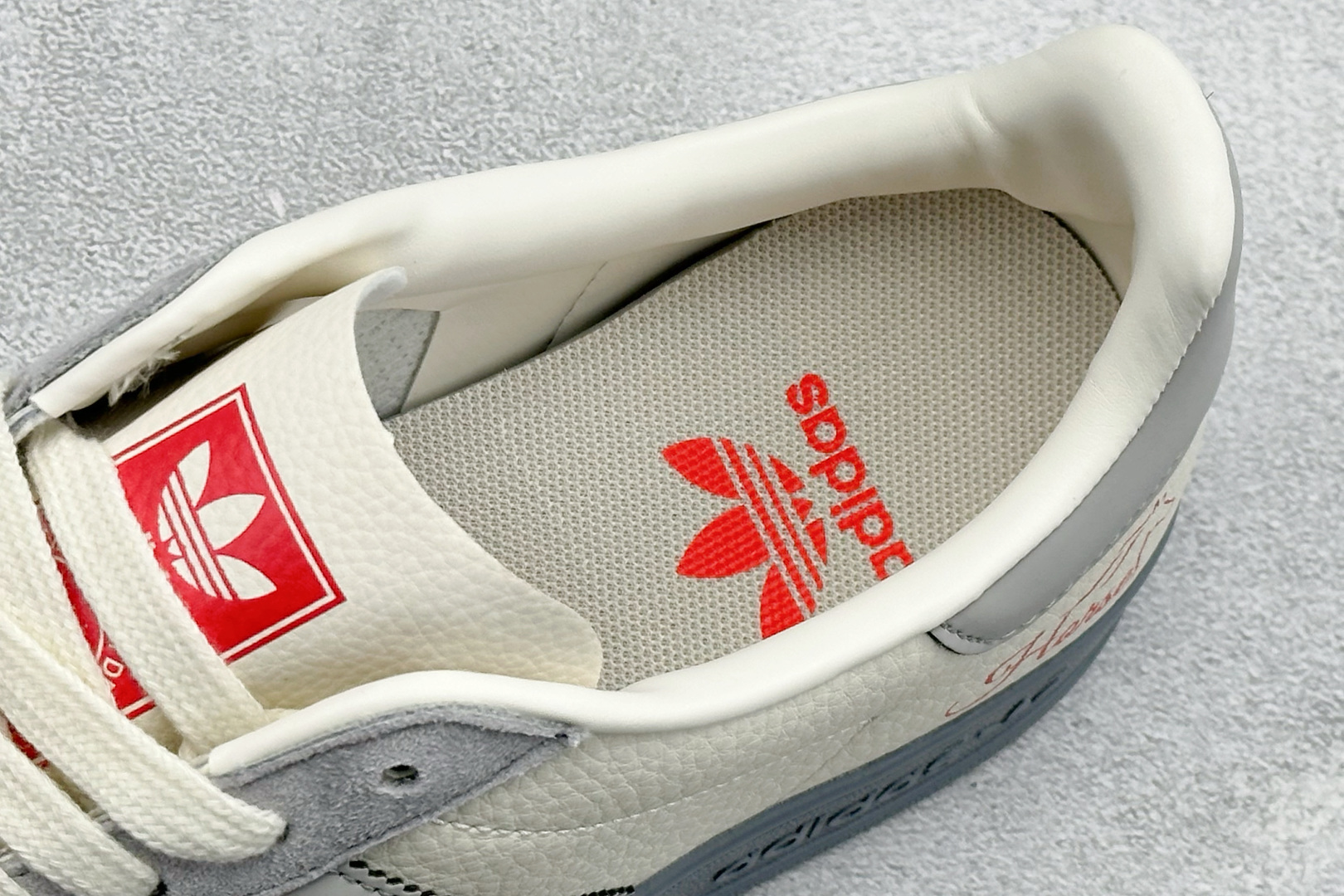 240 Adidas Originals Gazelle Indoor 马年限定 ‘DIY‘定制 桑巴果冻休闲百搭低帮板鞋 ZH2598-Chinese UA Cheap High Quatity Brand Clothes Bags handbags Sneakers wholesale wholesaler seller from China Factory suppliers Fashion Clothing Shoes best Quality Beautiful Price 240 Adidas Originals Gazelle Indoor 马年限定 ‘DIY‘定制 桑巴果冻休闲百搭低帮板鞋 ZH2598