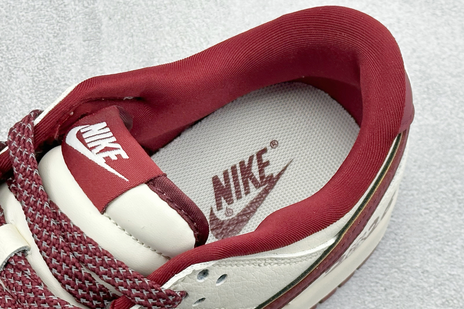 260 Nike Dunk Low Retro 2026马年限定 周年高端定制 低帮休闲板鞋 HT5088-653-Chinese UA Cheap High Quatity Brand Clothes Bags handbags Sneakers wholesale wholesaler seller from China Factory suppliers Fashion Clothing Shoes best Quality Beautiful Price 260 Nike Dunk Low Retro 2026马年限定 周年高端定制 低帮休闲板鞋 HT5088-653