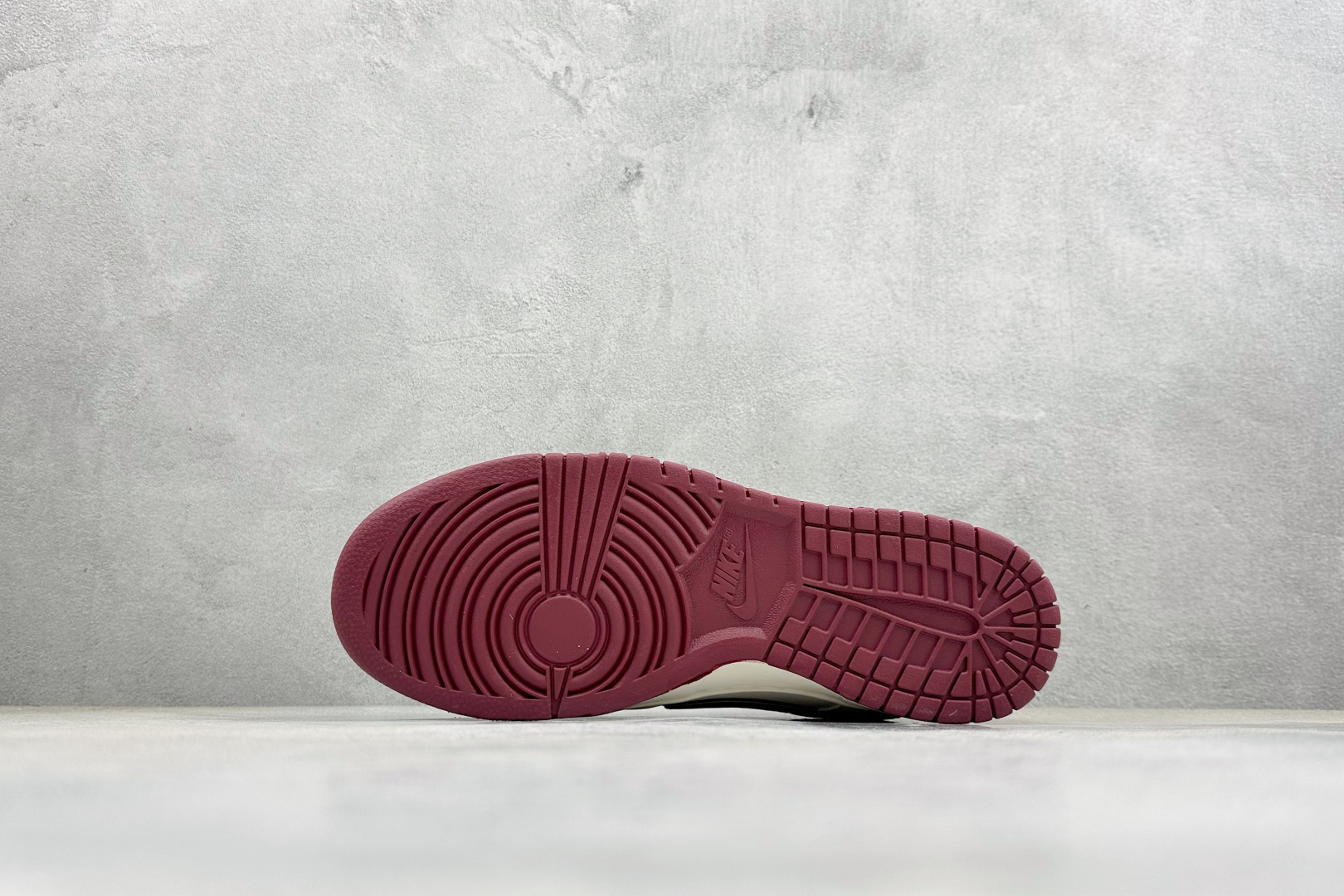 260 Nike Dunk Low Retro 2026马年限定 周年高端定制 低帮休闲板鞋 HT5088-653-Chinese UA Cheap High Quatity Brand Clothes Bags handbags Sneakers wholesale wholesaler seller from China Factory suppliers Fashion Clothing Shoes best Quality Beautiful Price 260 Nike Dunk Low Retro 2026马年限定 周年高端定制 低帮休闲板鞋 HT5088-653