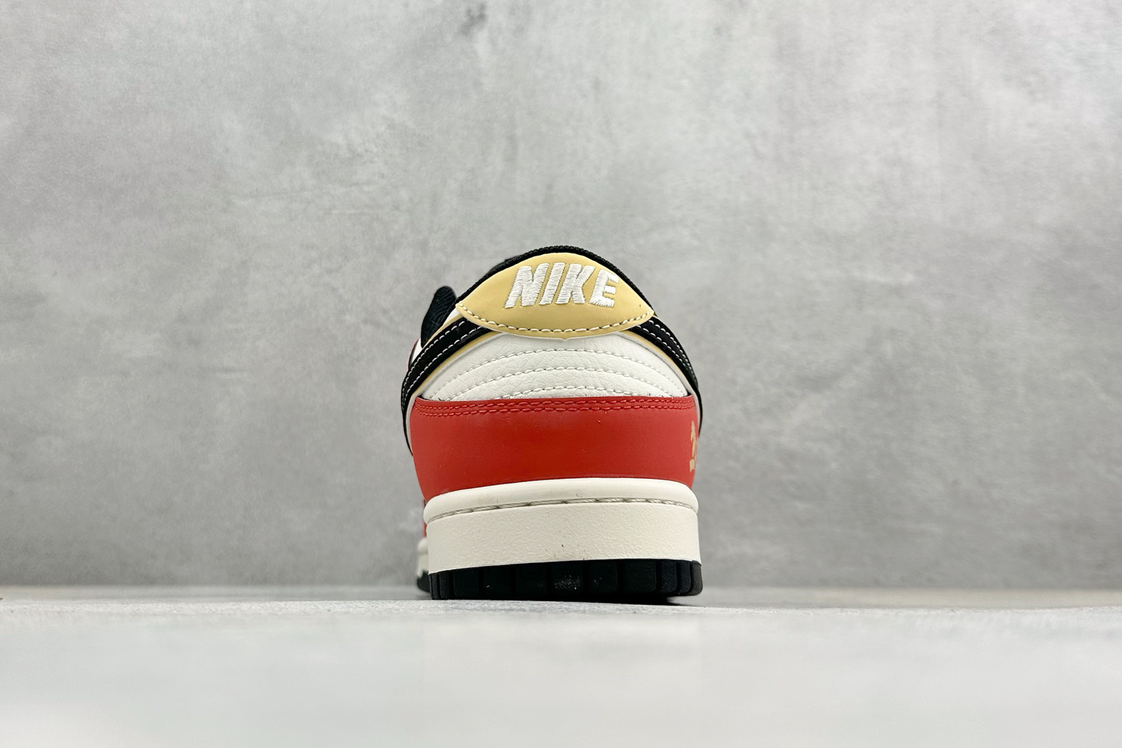 260 Nike Dunk Low Retro 2026马年限定 周年高端定制 低帮休闲板鞋 HT5088-656-Chinese UA Cheap High Quatity Brand Clothes Bags handbags Sneakers wholesale wholesaler seller from China Factory suppliers Fashion Clothing Shoes best Quality Beautiful Price 260 Nike Dunk Low Retro 2026马年限定 周年高端定制 低帮休闲板鞋 HT5088-656