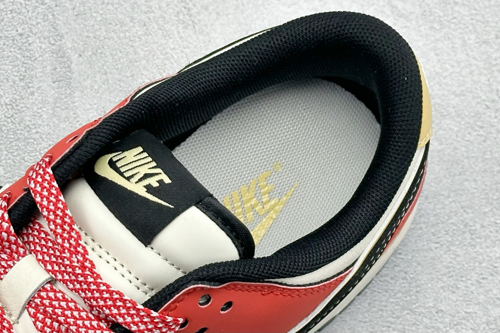 260 Nike Dunk Low Retro 2026马年限定 周年高端定制 低帮休闲板鞋 HT5088-656-Chinese UA Cheap High Quatity Brand Clothes Bags handbags Sneakers wholesale wholesaler seller from China Factory suppliers Fashion Clothing Shoes best Quality Beautiful Price 260 Nike Dunk Low Retro 2026马年限定 周年高端定制 低帮休闲板鞋 HT5088-656