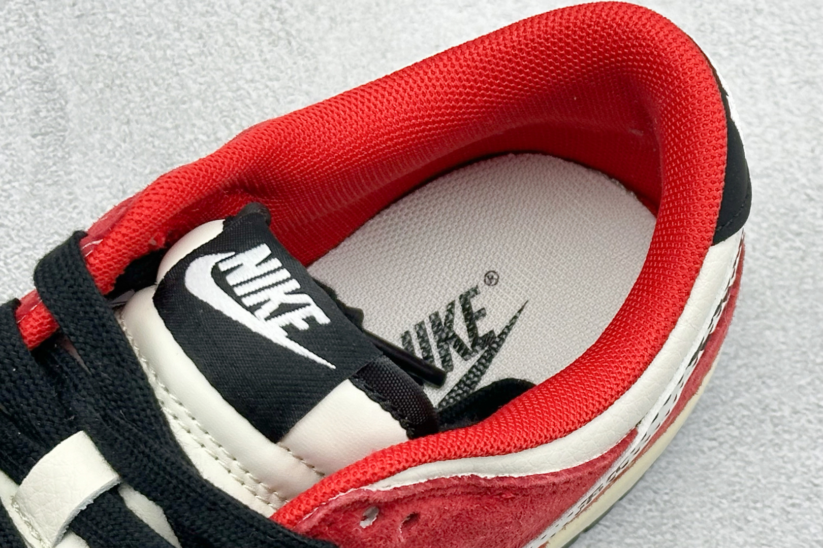 Nike Dunk Low Retro 2026马年限定 周年高端定制 低帮休闲板鞋 HT5088-651-Top High Quatity Cheap Sneakers Fashion Clothing Clothes Bags handbags Shoes of all Brand wholesale With The best Quality And Beautiful Price from China Factory Chinese suppliers wholesaler seller Nike Dunk Low Retro 2026马年限定 周年高端定制 低帮休闲板鞋 HT5088-651