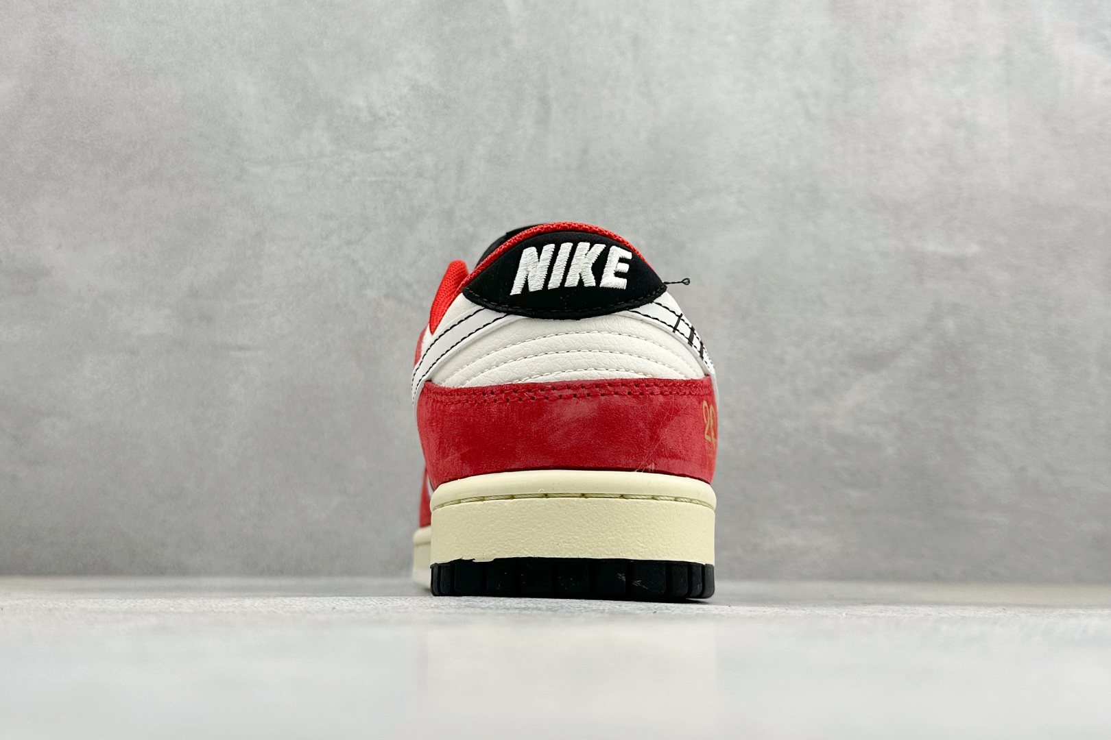 Nike Dunk Low Retro 2026马年限定 周年高端定制 低帮休闲板鞋 HT5088-651-Top High Quatity Cheap Sneakers Fashion Clothing Clothes Bags handbags Shoes of all Brand wholesale With The best Quality And Beautiful Price from China Factory Chinese suppliers wholesaler seller Nike Dunk Low Retro 2026马年限定 周年高端定制 低帮休闲板鞋 HT5088-651