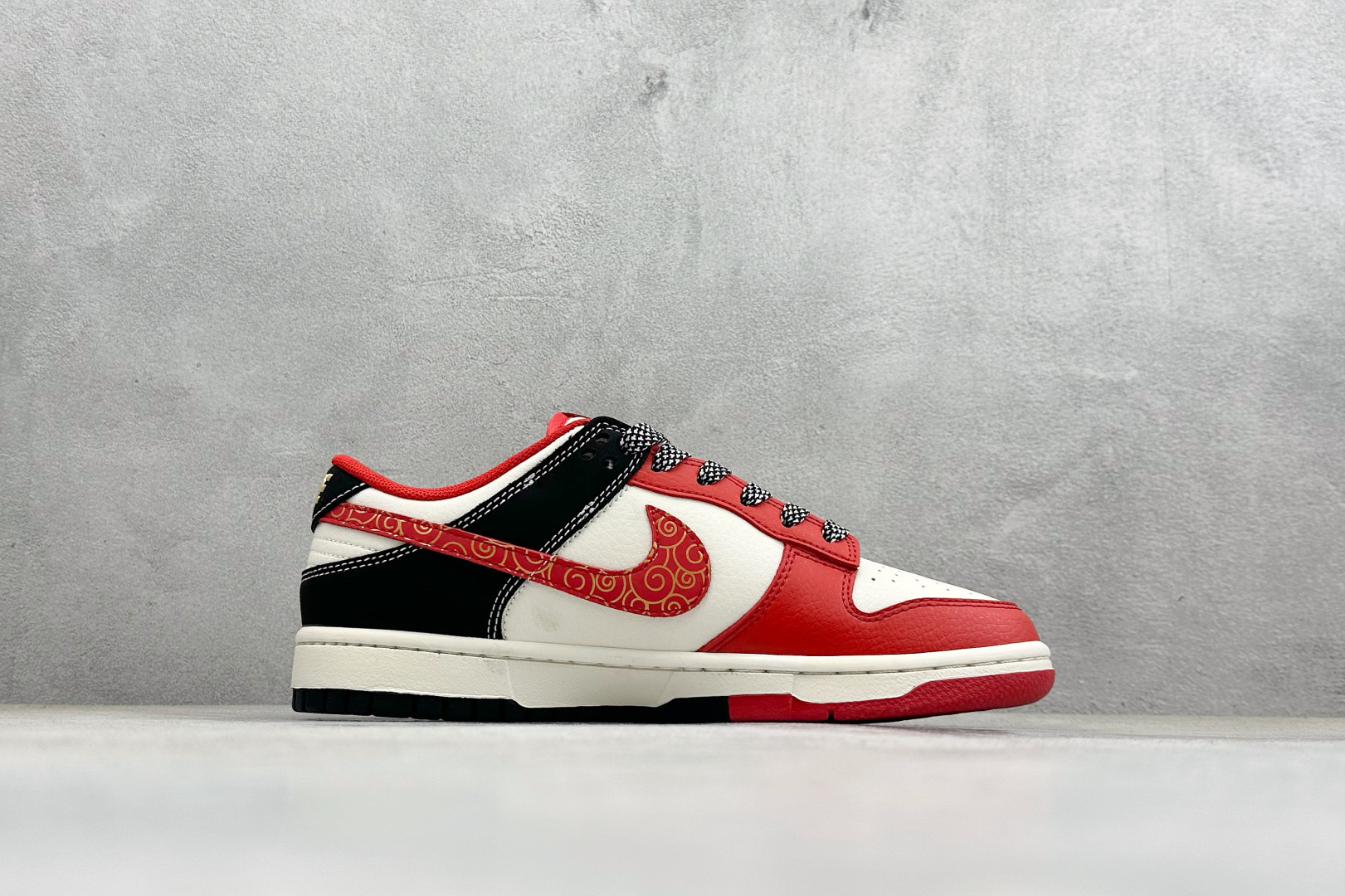 Nike Dunk Low Retro 马年限定 周年高端定制 低帮休闲板鞋 HT5088-657-Top High Quatity Cheap Sneakers Fashion Clothing Clothes Bags handbags Shoes of all Brand wholesale With The best Quality And Beautiful Price from China Factory Chinese suppliers wholesaler seller Nike Dunk Low Retro 马年限定 周年高端定制 低帮休闲板鞋 HT5088-657