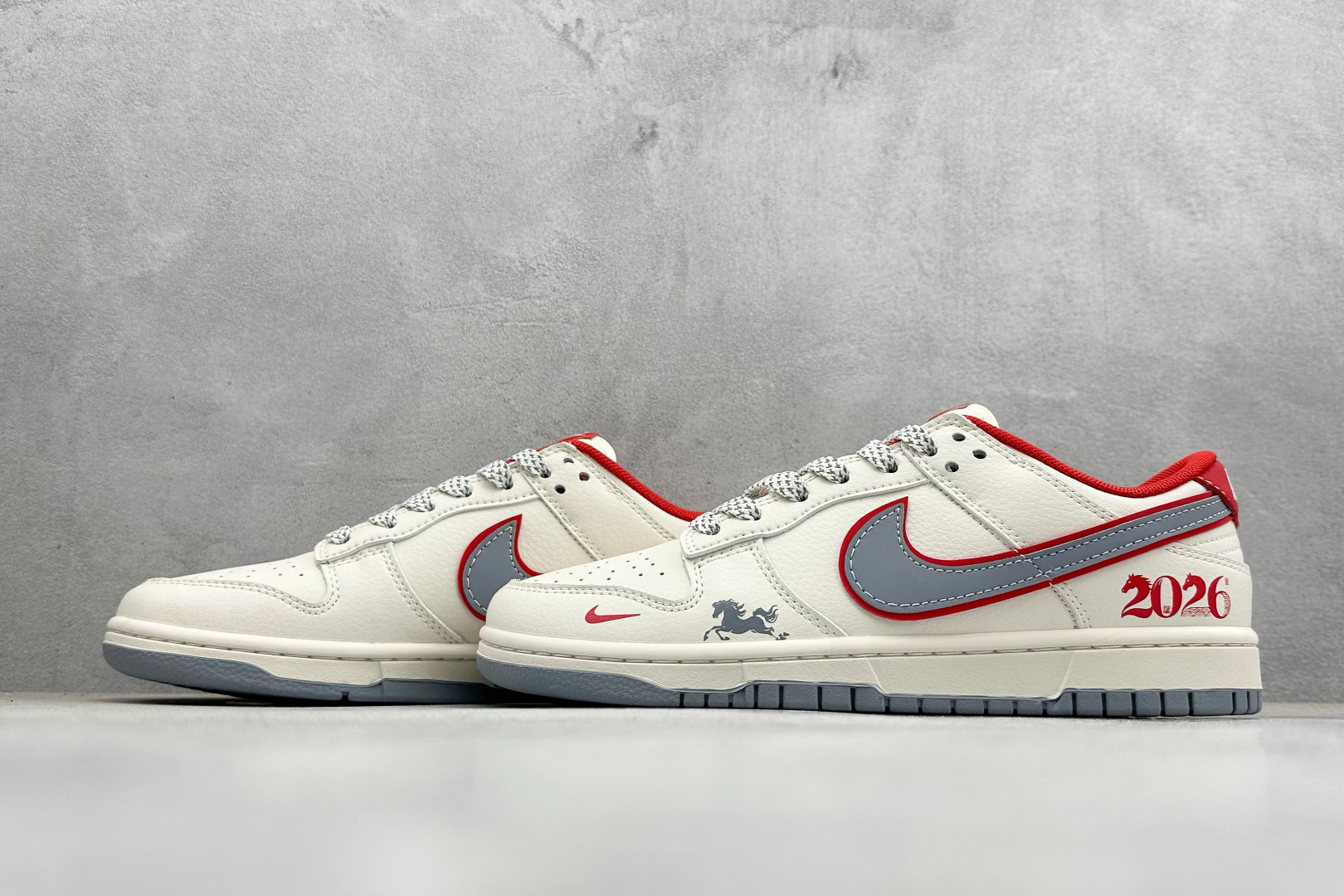 260 Nike Dunk Low Retro 2026马年限定 周年高端定制 低帮休闲板鞋 CX5050-Y76-Chinese UA Cheap High Quatity Brand Clothes Bags handbags Sneakers wholesale wholesaler seller from China Factory suppliers Fashion Clothing Shoes best Quality Beautiful Price 260 Nike Dunk Low Retro 2026马年限定 周年高端定制 低帮休闲板鞋 CX5050-Y76