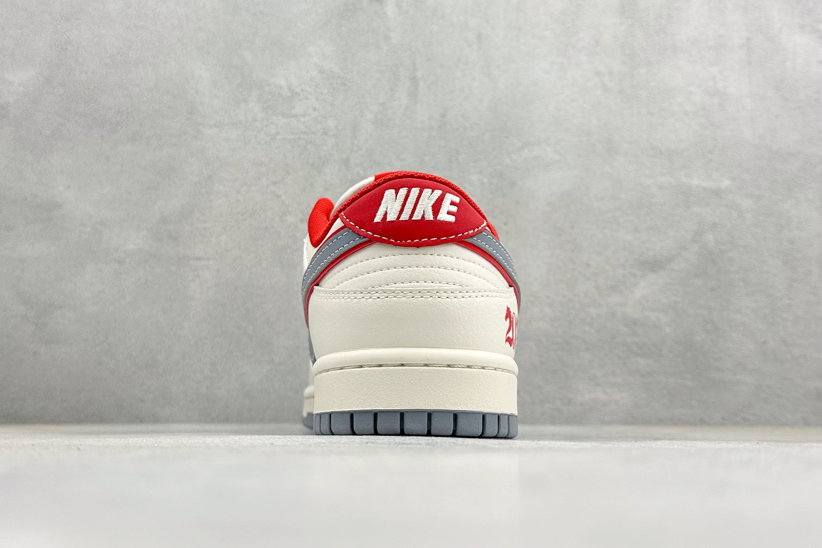 260 Nike Dunk Low Retro 2026马年限定 周年高端定制 低帮休闲板鞋 CX5050-Y76-Chinese UA Cheap High Quatity Brand Clothes Bags handbags Sneakers wholesale wholesaler seller from China Factory suppliers Fashion Clothing Shoes best Quality Beautiful Price 260 Nike Dunk Low Retro 2026马年限定 周年高端定制 低帮休闲板鞋 CX5050-Y76