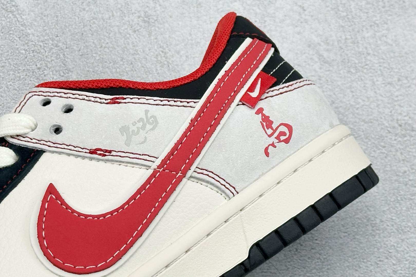 Nike Dunk Low Retro 马年限定 周年高端定制 低帮休闲板鞋 CX5050-Y78-Top High Quatity Cheap Sneakers Fashion Clothing Clothes Bags handbags Shoes of all Brand wholesale With The best Quality And Beautiful Price from China Factory Chinese suppliers wholesaler seller Nike Dunk Low Retro 马年限定 周年高端定制 低帮休闲板鞋 CX5050-Y78