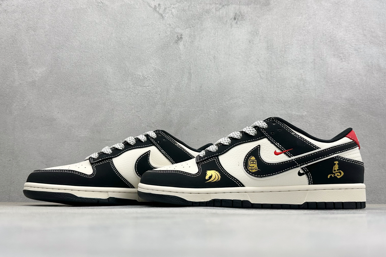 Nike Dunk Low Retro 2026马年限定 周年高端定制 低帮休闲板鞋 CX5050-Y77-Top High Quatity Cheap Sneakers Fashion Clothing Clothes Bags handbags Shoes of all Brand wholesale With The best Quality And Beautiful Price from China Factory Chinese suppliers wholesaler seller Nike Dunk Low Retro 2026马年限定 周年高端定制 低帮休闲板鞋 CX5050-Y77