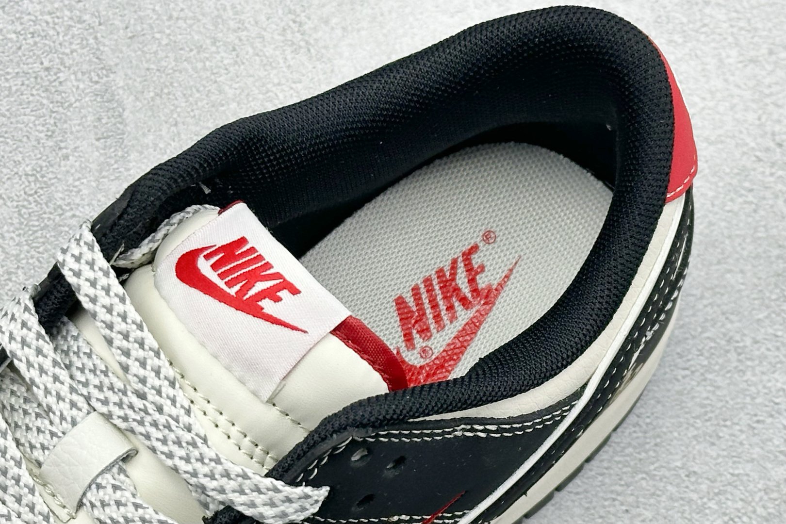 Nike Dunk Low Retro 2026马年限定 周年高端定制 低帮休闲板鞋 CX5050-Y77-Top High Quatity Cheap Sneakers Fashion Clothing Clothes Bags handbags Shoes of all Brand wholesale With The best Quality And Beautiful Price from China Factory Chinese suppliers wholesaler seller Nike Dunk Low Retro 2026马年限定 周年高端定制 低帮休闲板鞋 CX5050-Y77
