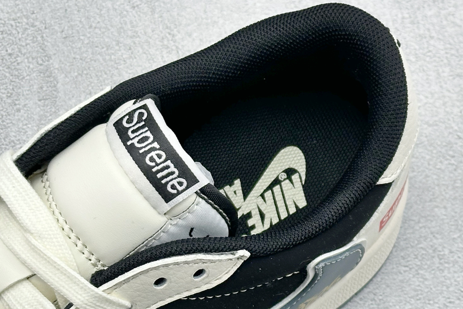 Air Jordan 1 Low AJ1 乔1 2026马年限定 高端定制 低帮倒钩复古篮球鞋 JP2026-158-Top High Quatity Cheap Sneakers Fashion Clothing Clothes Bags handbags Shoes of all Brand wholesale With The best Quality And Beautiful Price from China Factory Chinese suppliers wholesaler seller Air Jordan 1 Low AJ1 乔1 2026马年限定 高端定制 低帮倒钩复古篮球鞋 JP2026-158