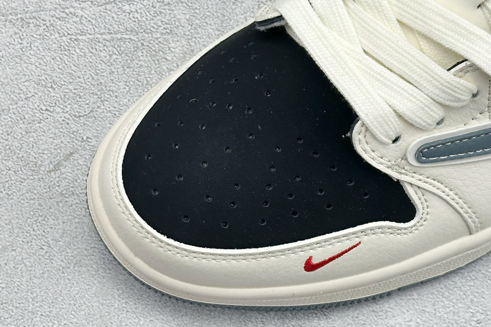 Air Jordan 1 Low AJ1 乔1 2026马年限定 高端定制 低帮倒钩复古篮球鞋 JP2026-158-Top High Quatity Cheap Sneakers Fashion Clothing Clothes Bags handbags Shoes of all Brand wholesale With The best Quality And Beautiful Price from China Factory Chinese suppliers wholesaler seller Air Jordan 1 Low AJ1 乔1 2026马年限定 高端定制 低帮倒钩复古篮球鞋 JP2026-158