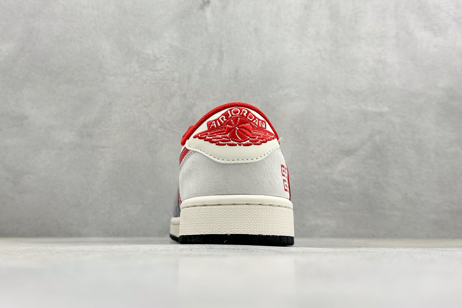 Air Jordan 1 Low AJ1 乔1 马年限定 高端定制 低帮倒钩复古篮球鞋 JP2026-118-Top High Quatity Cheap Sneakers Fashion Clothing Clothes Bags handbags Shoes of all Brand wholesale With The best Quality And Beautiful Price from China Factory Chinese suppliers wholesaler seller Air Jordan 1 Low AJ1 乔1 马年限定 高端定制 低帮倒钩复古篮球鞋 JP2026-118
