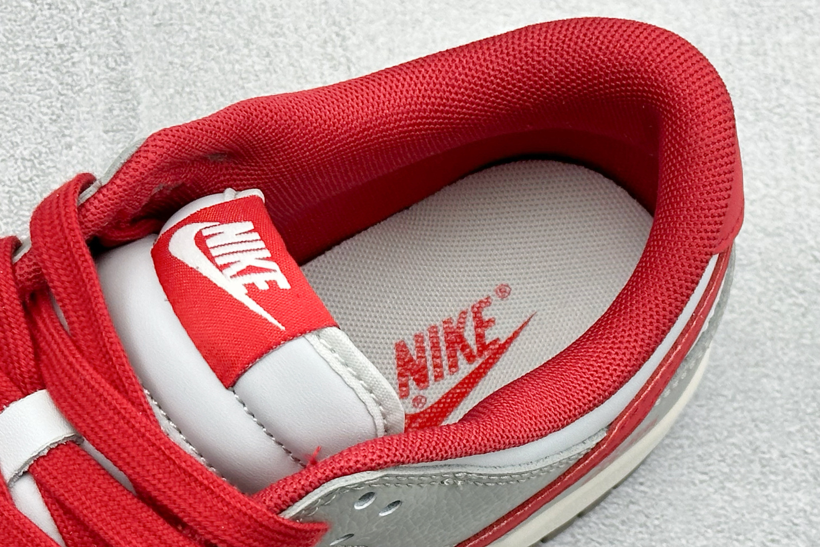 Nike Dunk Low Retro 马年限定 周年高端定制 低帮休闲板鞋 QW5288-109-Top High Quatity Cheap Sneakers Fashion Clothing Clothes Bags handbags Shoes of all Brand wholesale With The best Quality And Beautiful Price from China Factory Chinese suppliers wholesaler seller Nike Dunk Low Retro 马年限定 周年高端定制 低帮休闲板鞋 QW5288-109