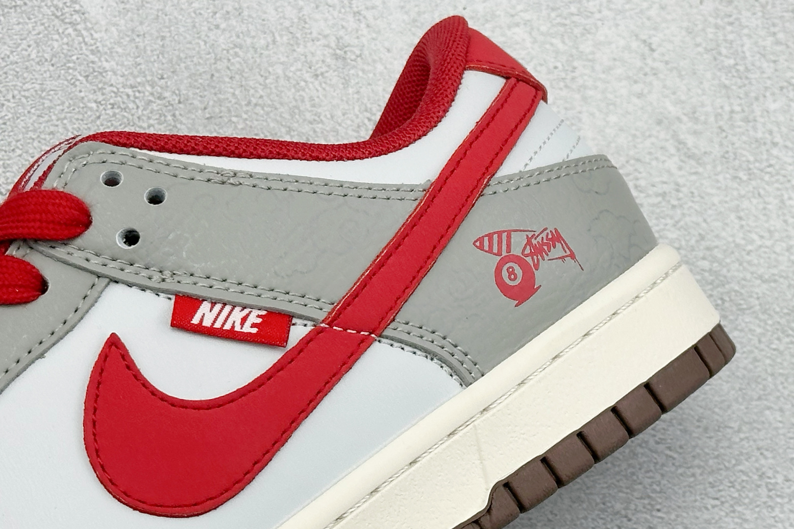 Nike Dunk Low Retro 马年限定 周年高端定制 低帮休闲板鞋 QW5288-109-Top High Quatity Cheap Sneakers Fashion Clothing Clothes Bags handbags Shoes of all Brand wholesale With The best Quality And Beautiful Price from China Factory Chinese suppliers wholesaler seller Nike Dunk Low Retro 马年限定 周年高端定制 低帮休闲板鞋 QW5288-109